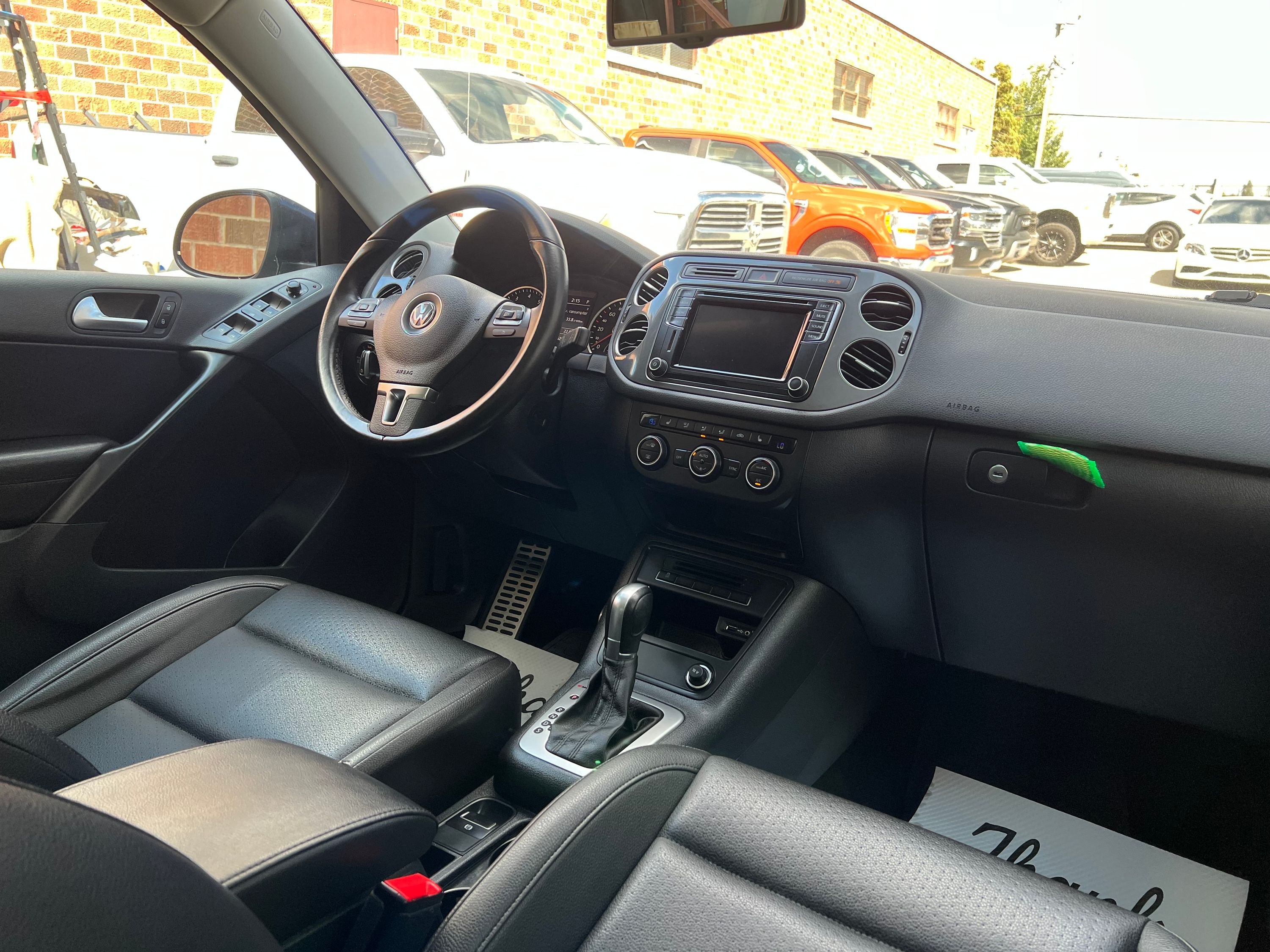 2017 Volkswagen Tiguan Wolfsburg Edition - Image 13