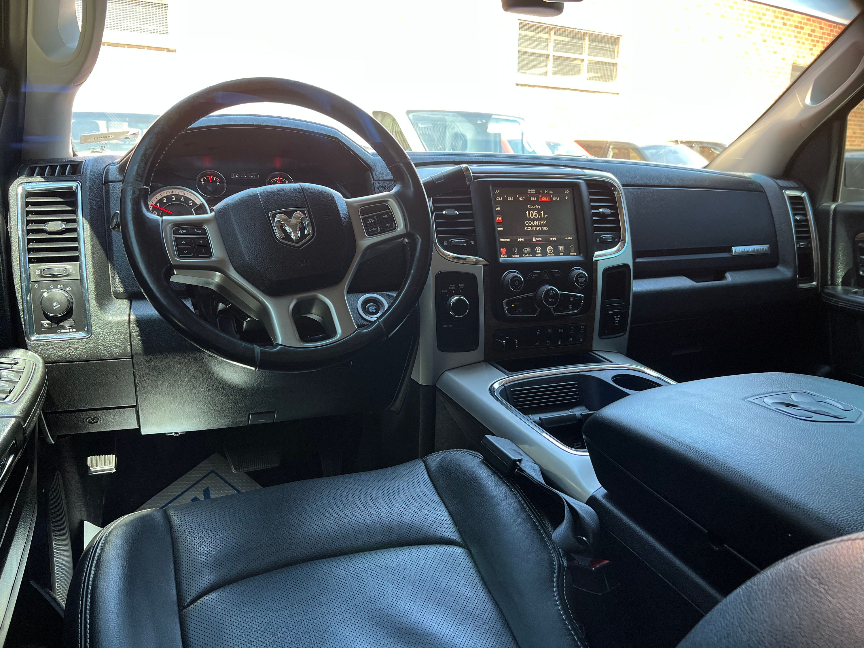 2017 RAM Ram 2500 Laramie - Image 11