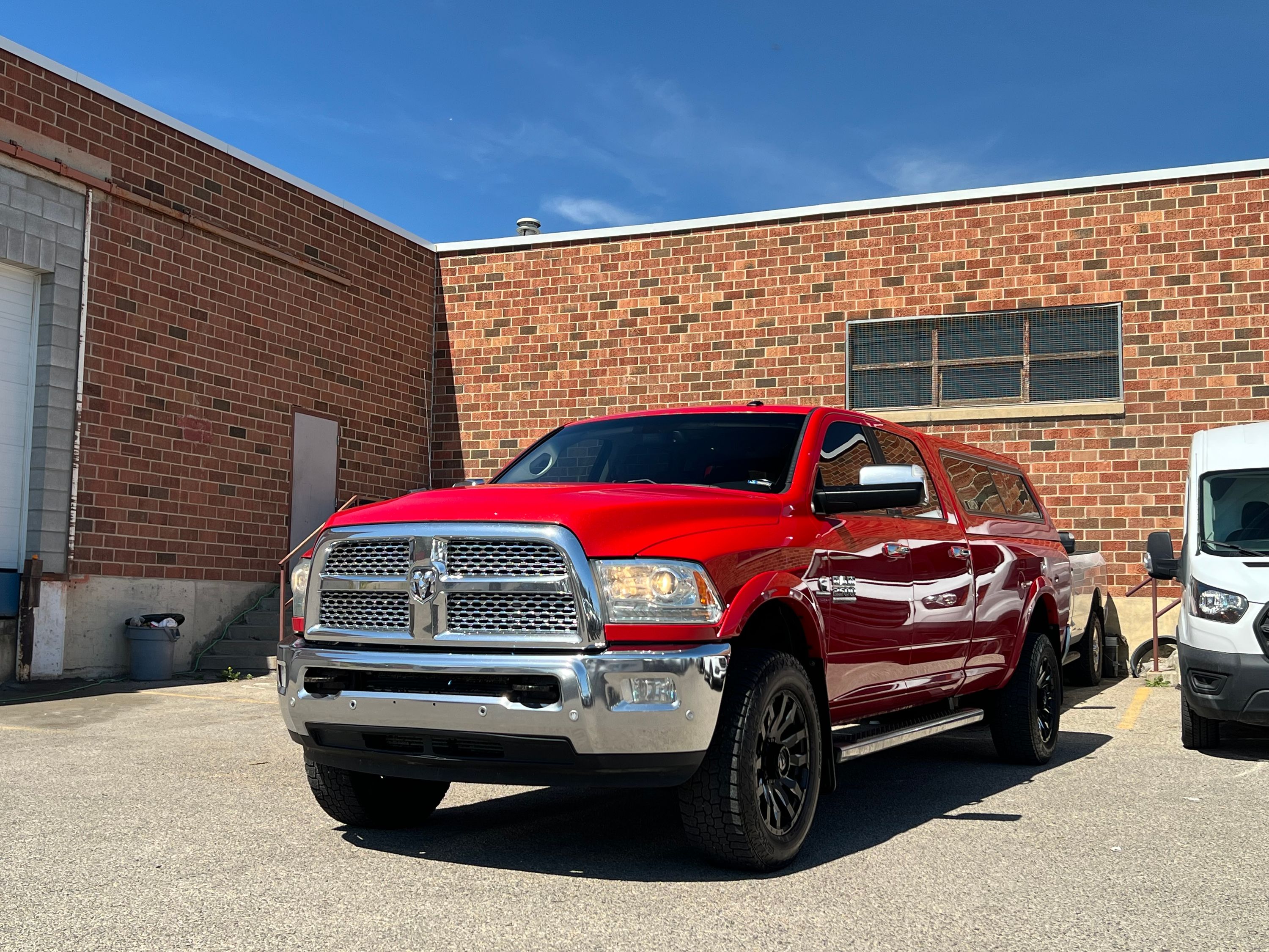 2017 RAM Ram 2500 Laramie - Image 3