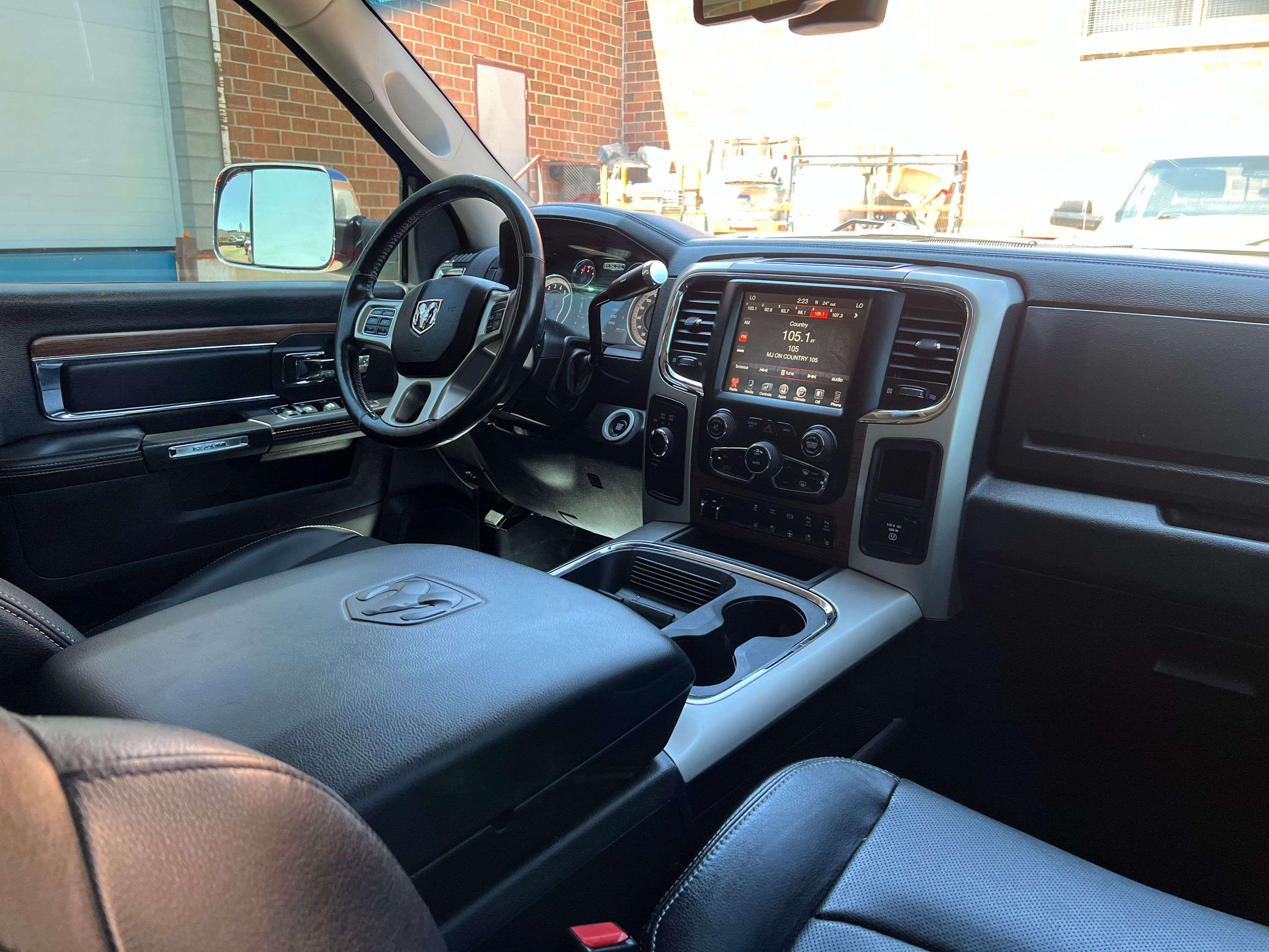2017 RAM Ram 2500 Laramie - Image 13