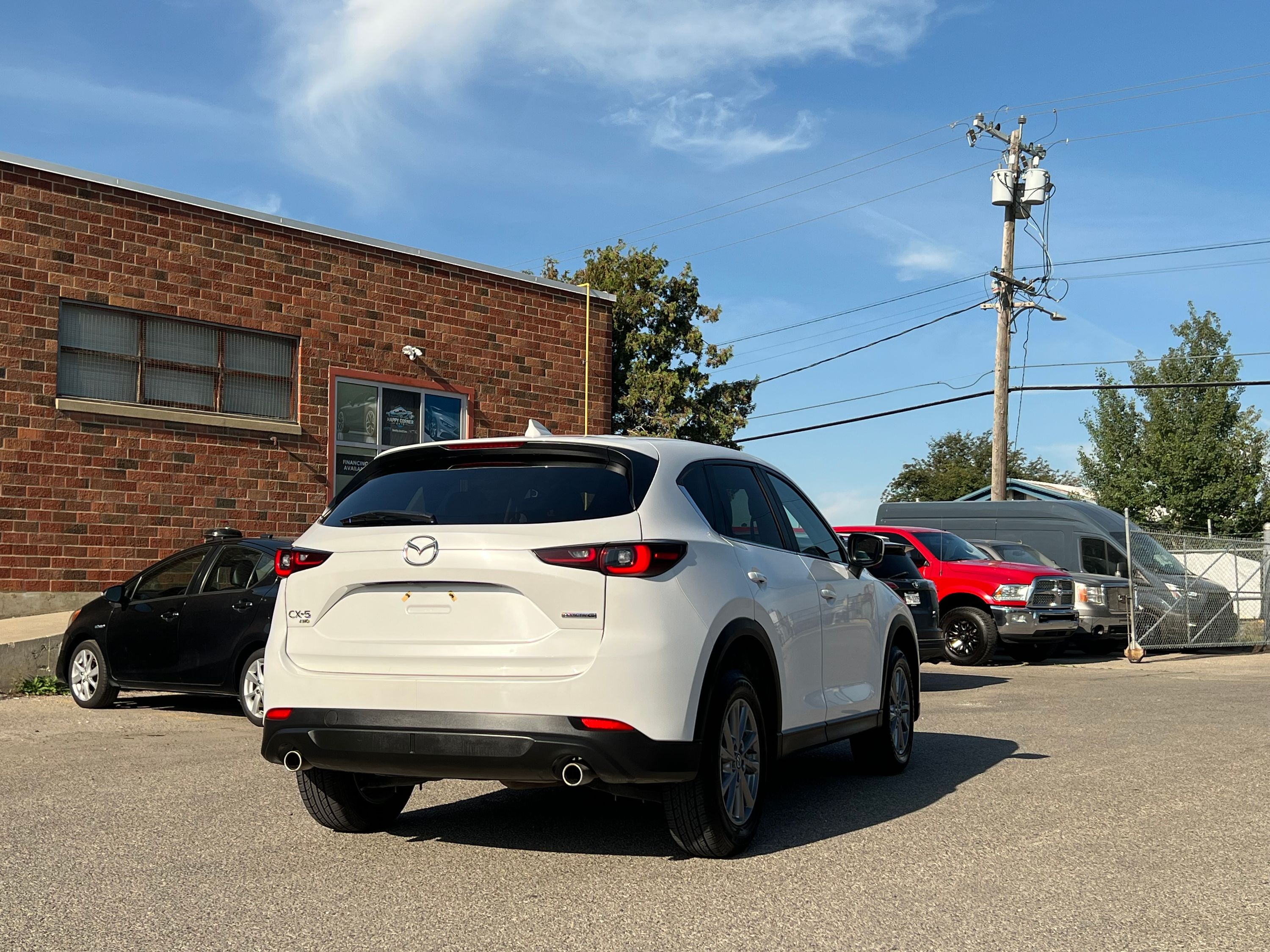 2025 Mazda CX-5 S Carbon Edition - Image 7
