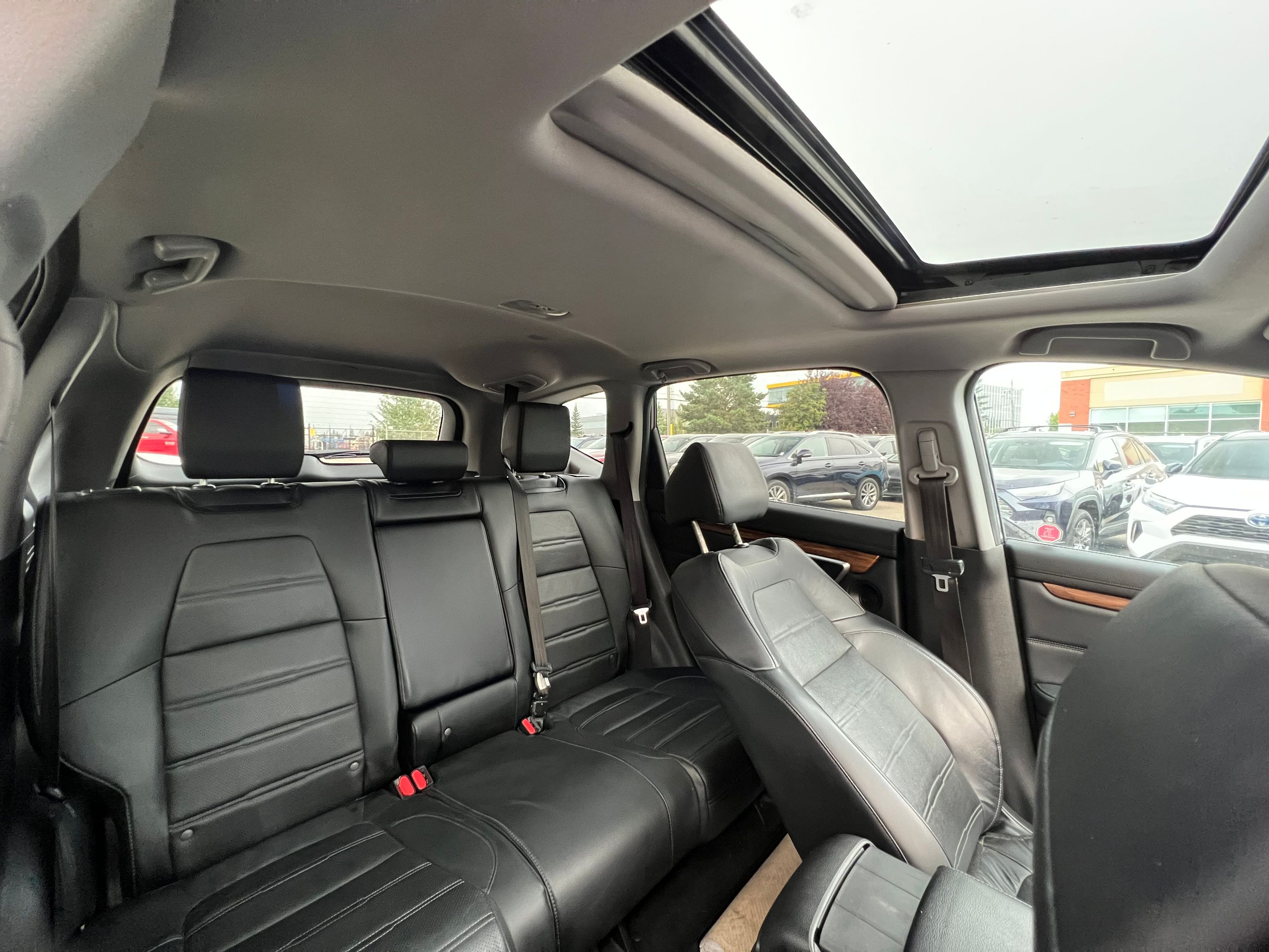 2018 Honda CR-V EX-L - Image 13