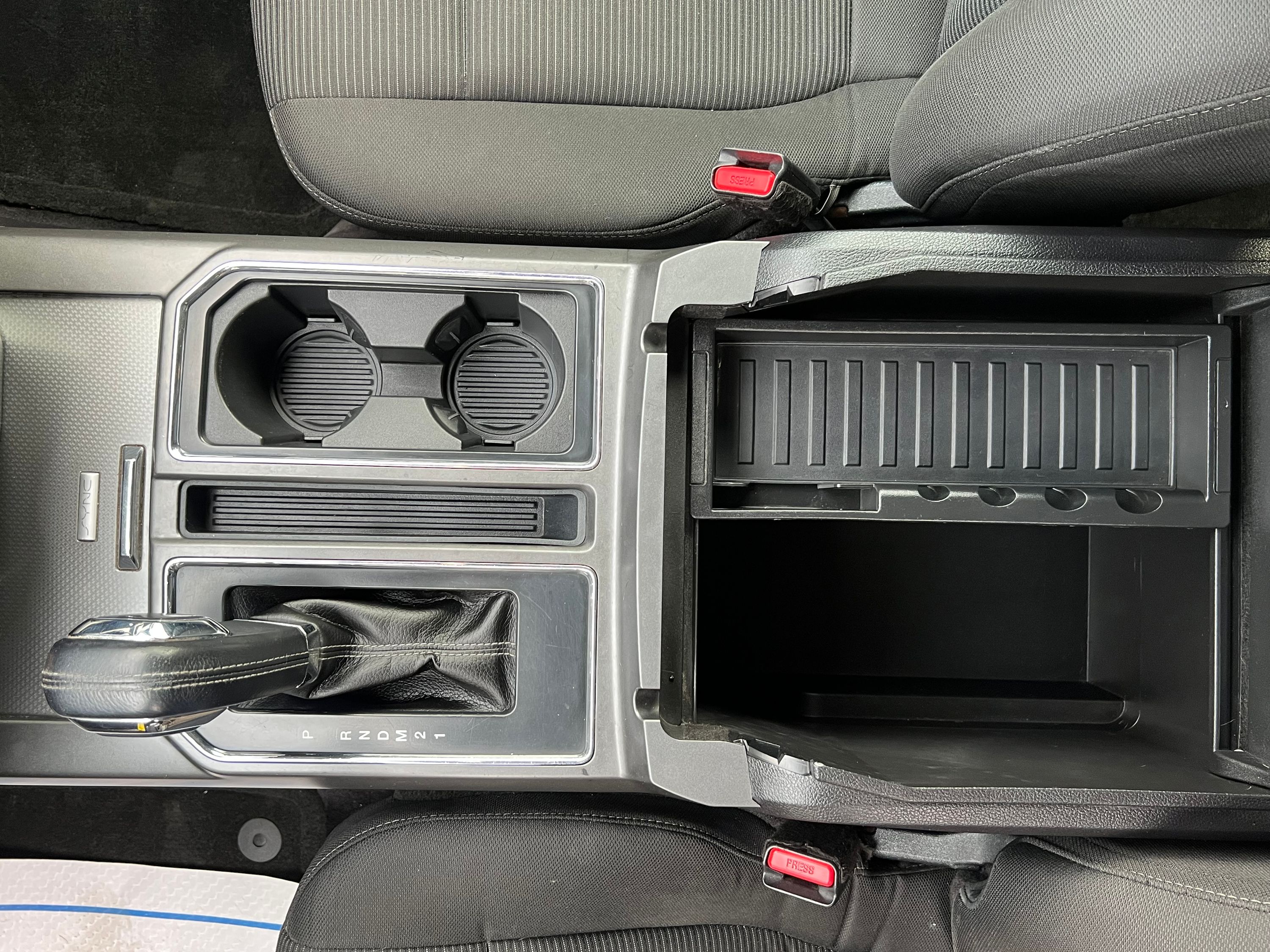 2015 Ford F-150 XLT - Image 19