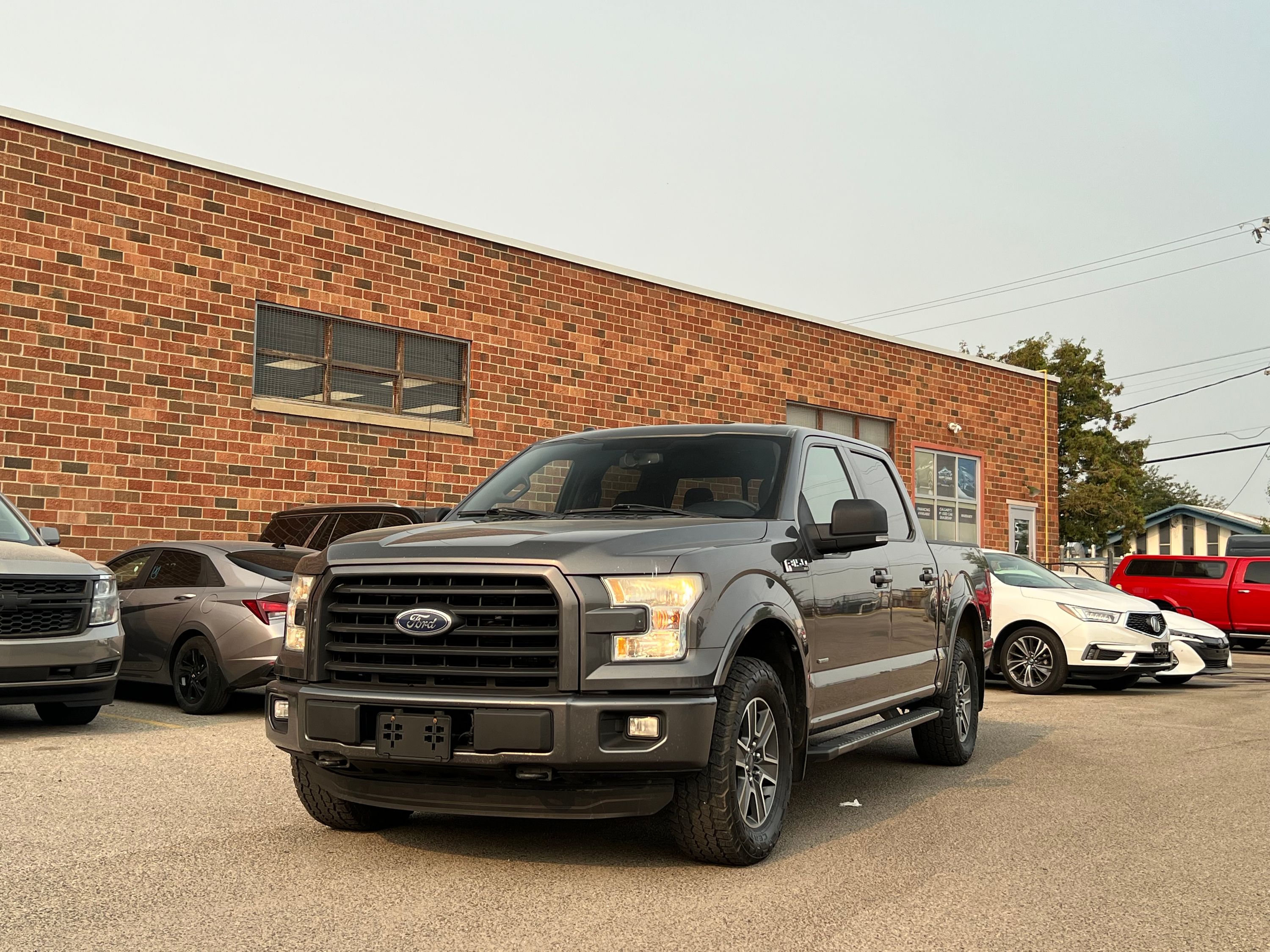 2015 Ford F-150 XLT - Image 3