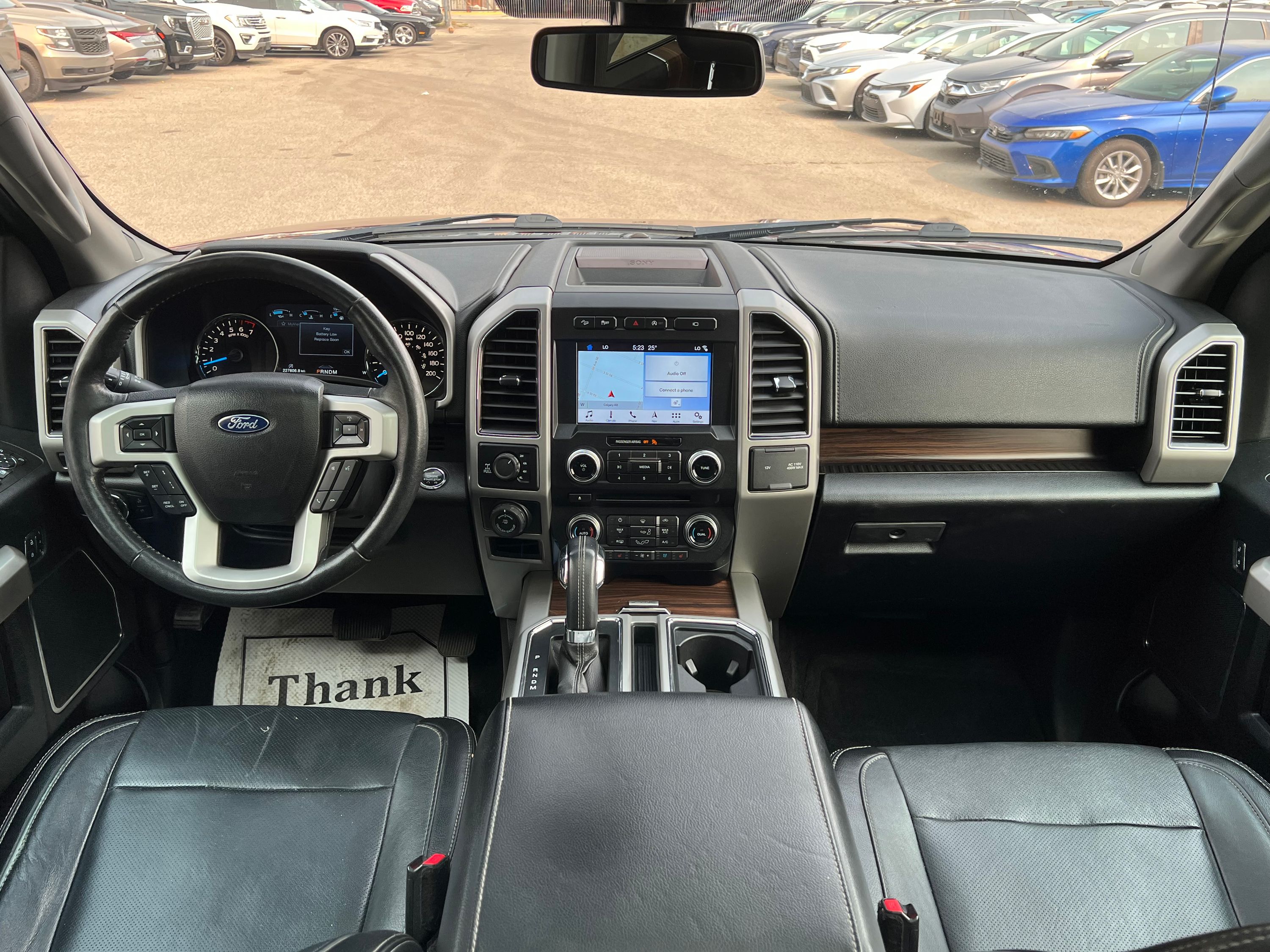 2017 Ford F-150 Lariat - Image 11
