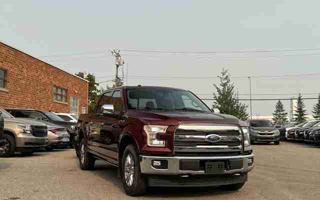 2017 Ford F-150 Lariat - Request more images