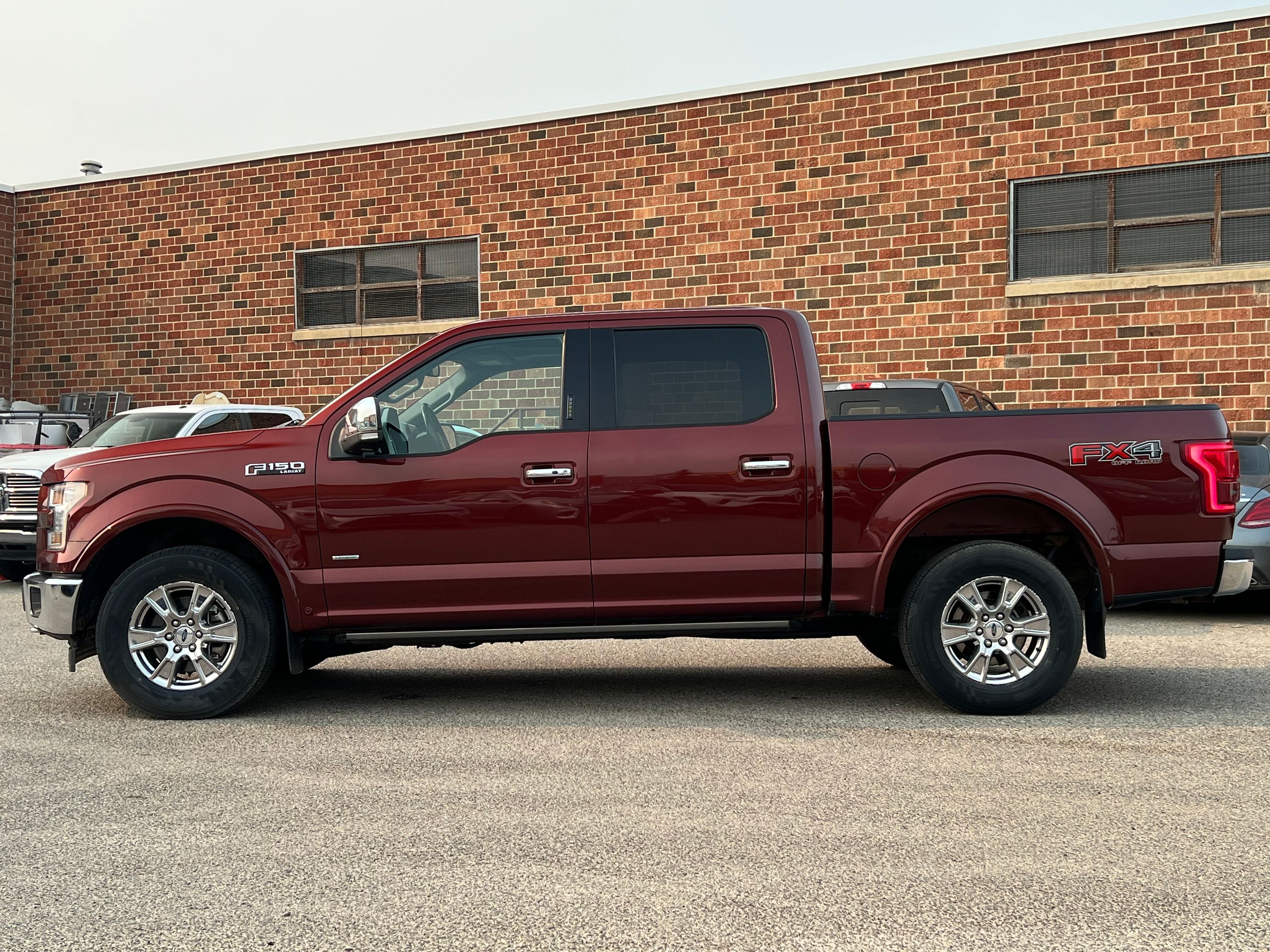 2017 Ford F-150 Lariat - Image 4