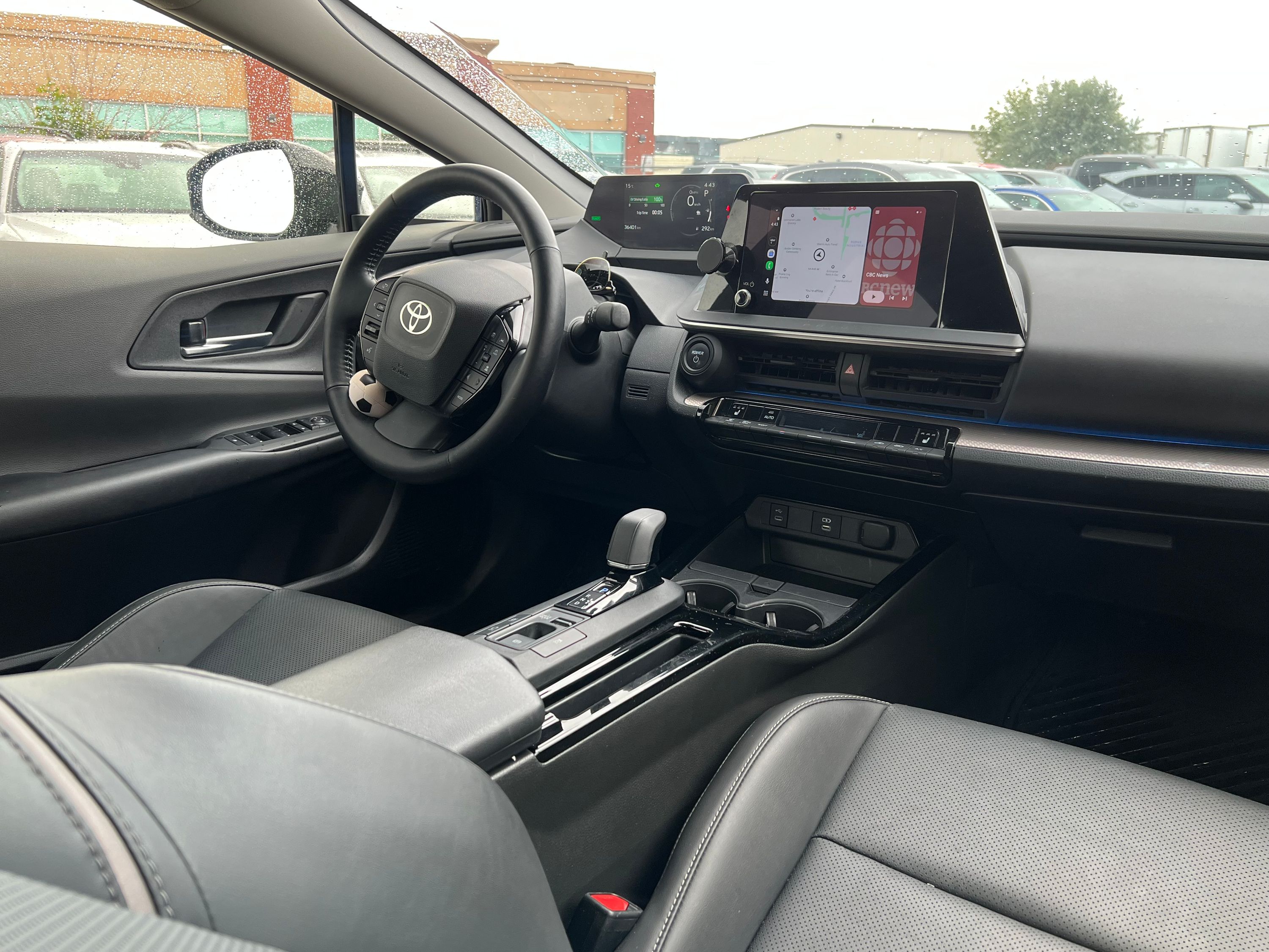 2024 Toyota Prius XLE - Image 13