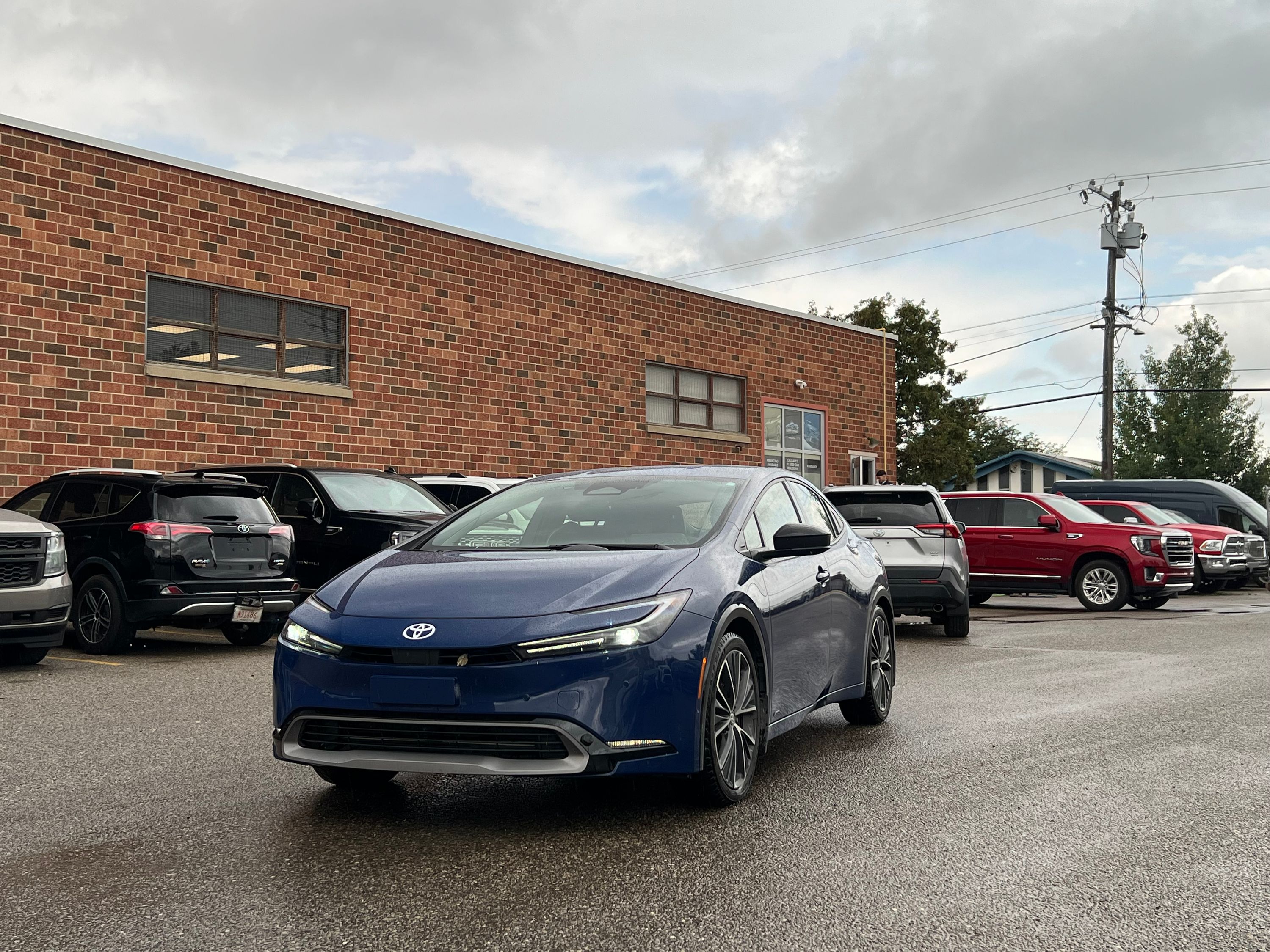 2024 Toyota Prius XLE - Image 3