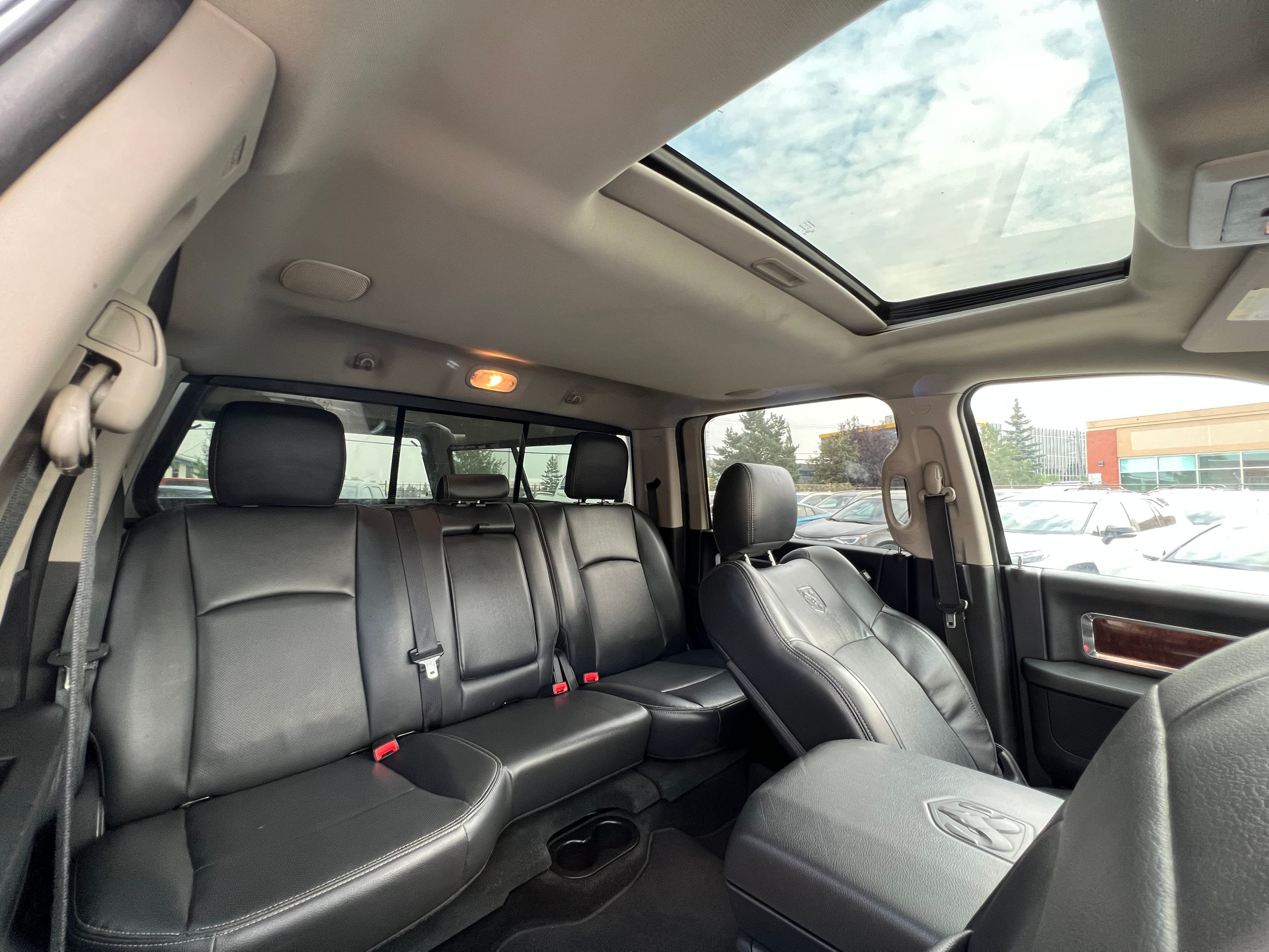 2012 RAM Ram 2500 Laramie - Image 14