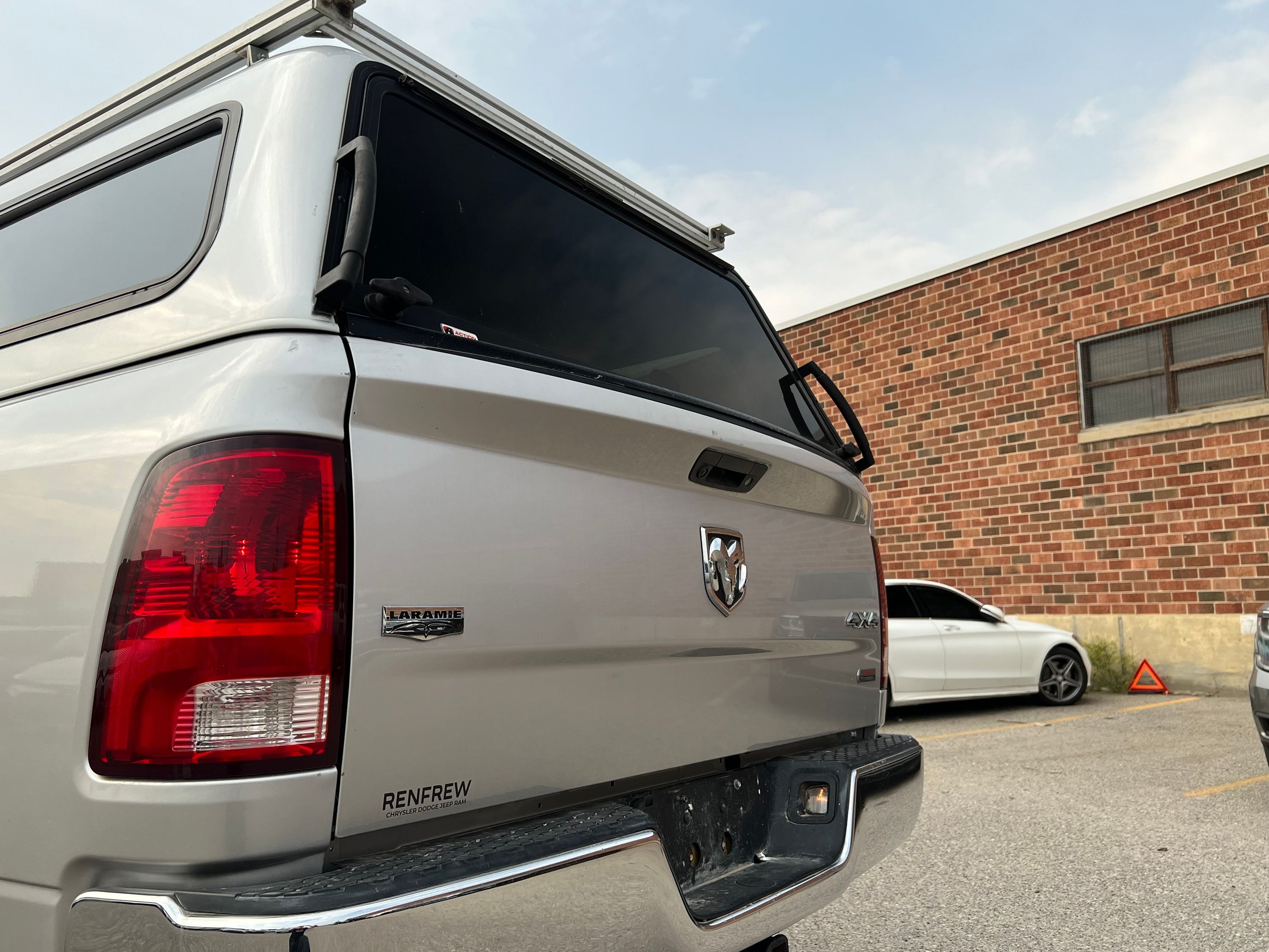 2012 RAM Ram 2500 Laramie - Image 10