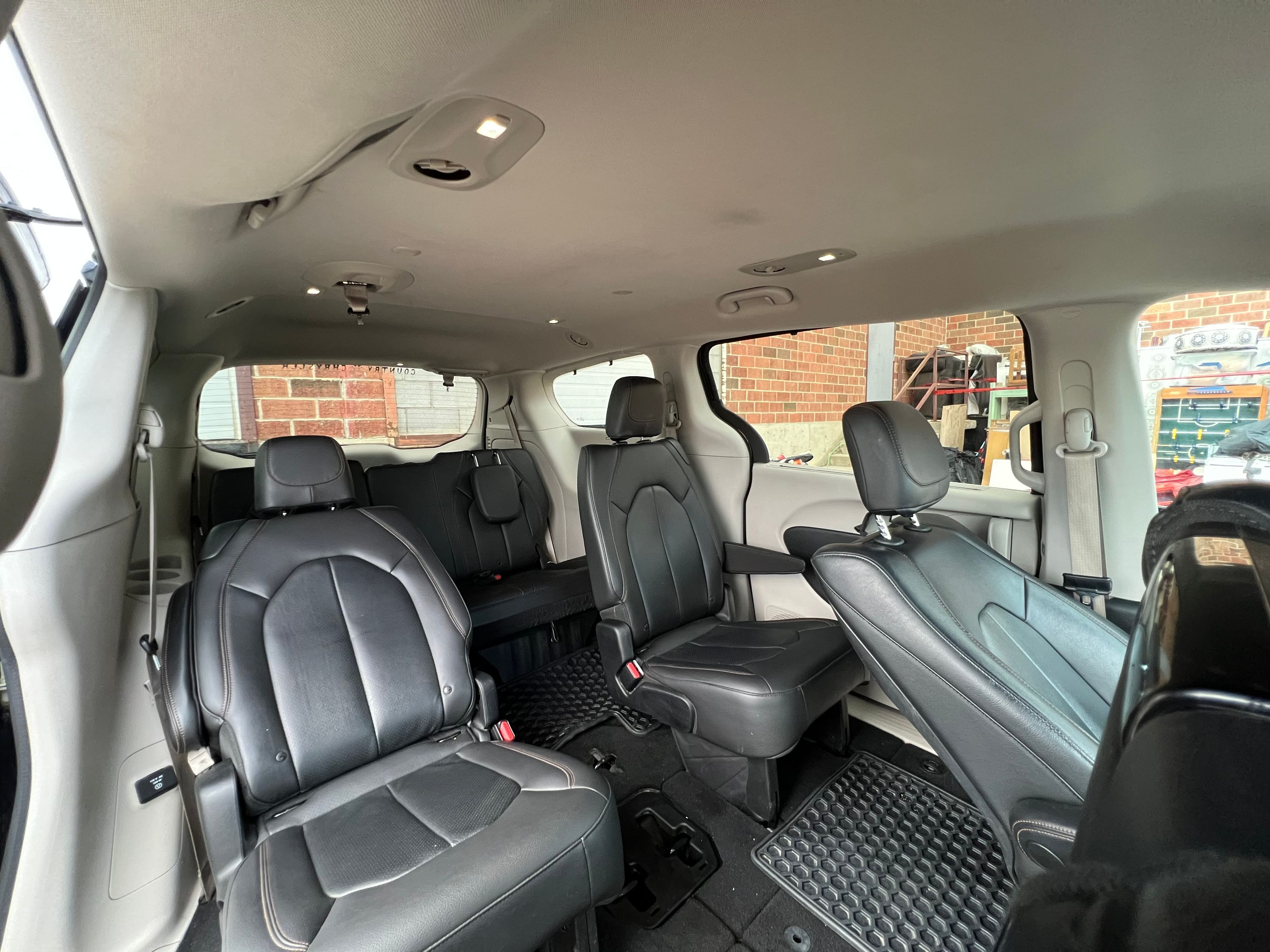 2018 Chrysler Pacifica Touring-L Plus - Image 13