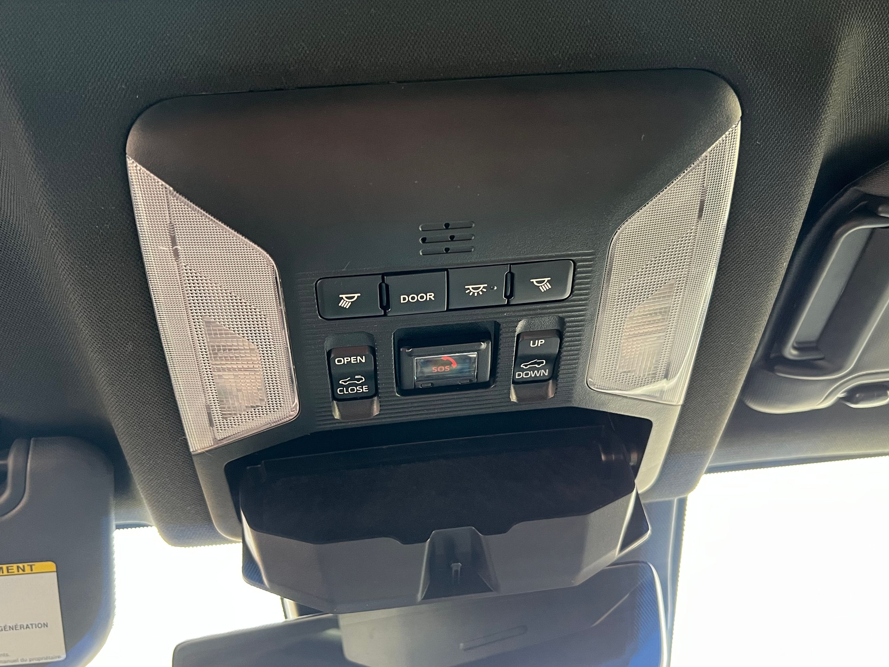 2020 Toyota RAV4 Hybrid XLE - Image 20