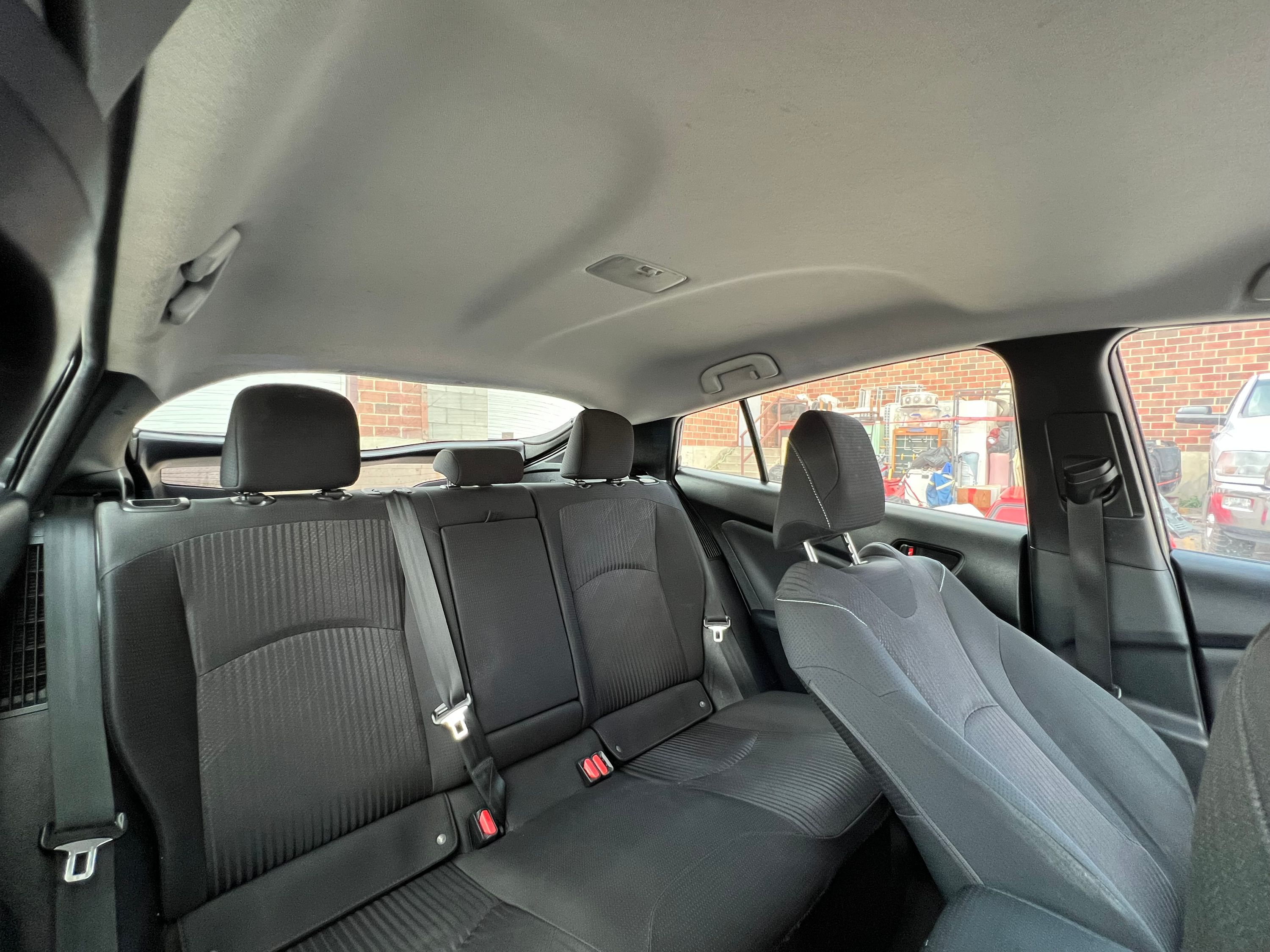 2022 Toyota Prius Prime XLE - Image 13