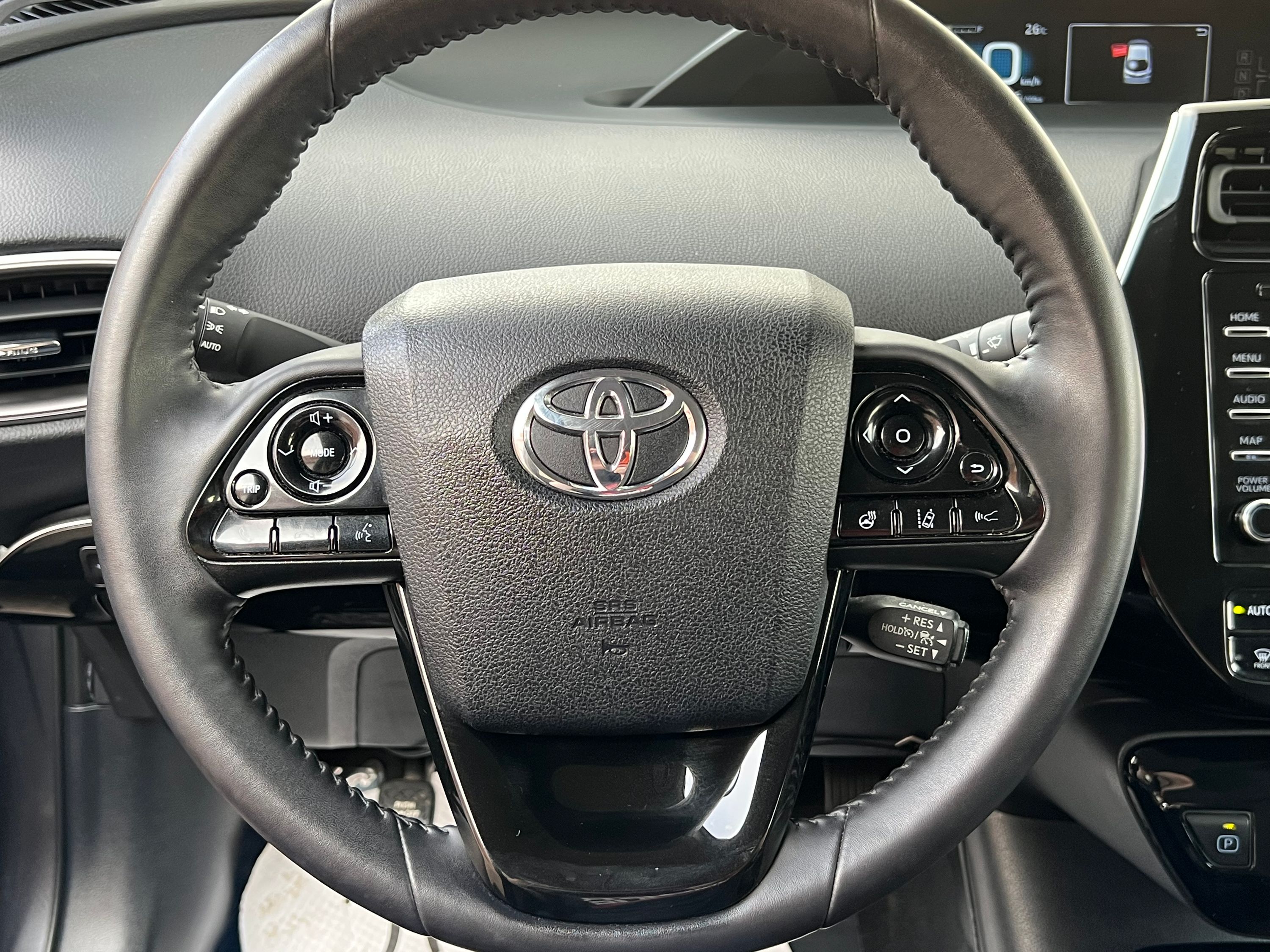 2022 Toyota Prius Prime XLE - Image 14