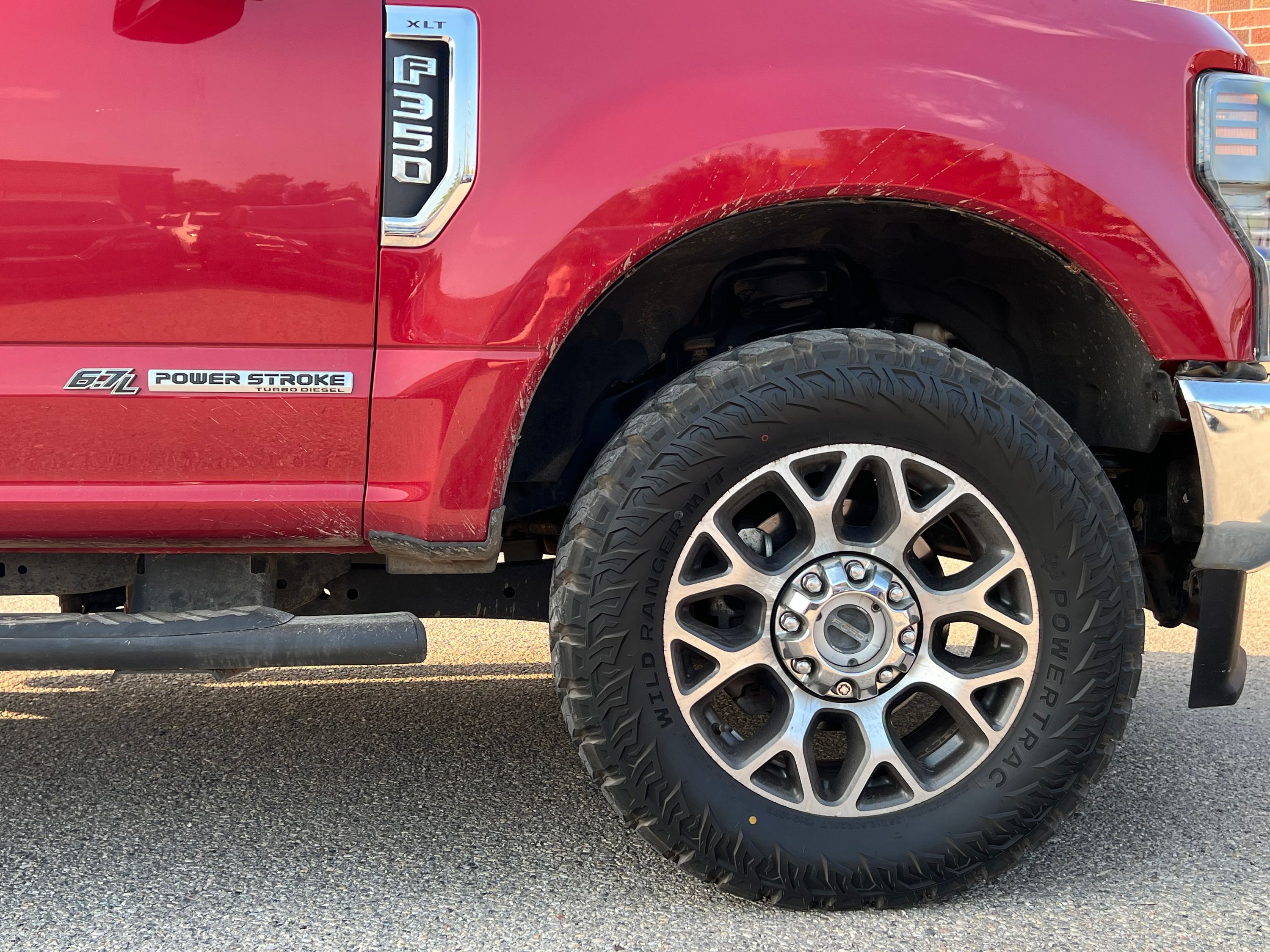 2020 Ford F-350 Super Duty XLT - Image 9