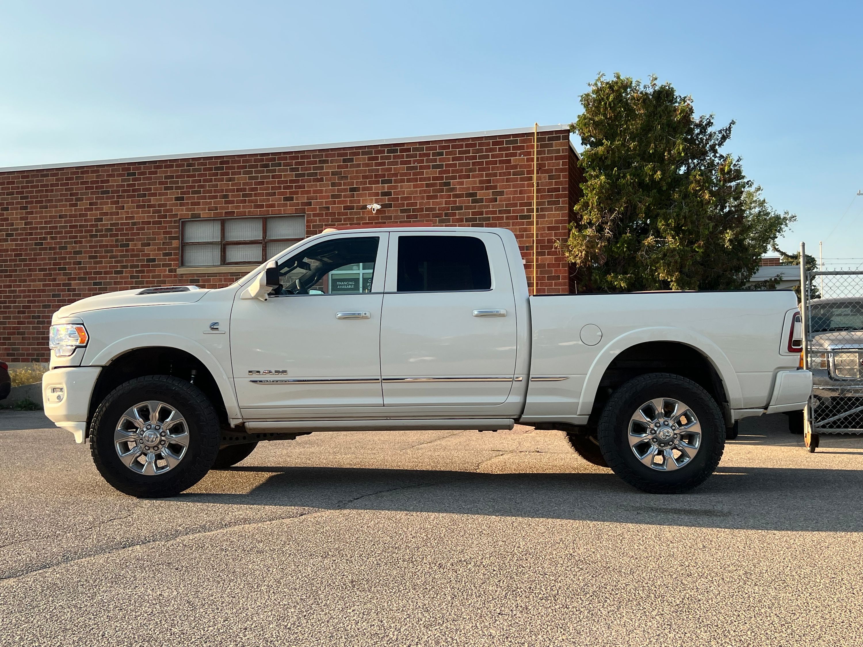 2019 RAM Ram 2500 Limited - Image 4