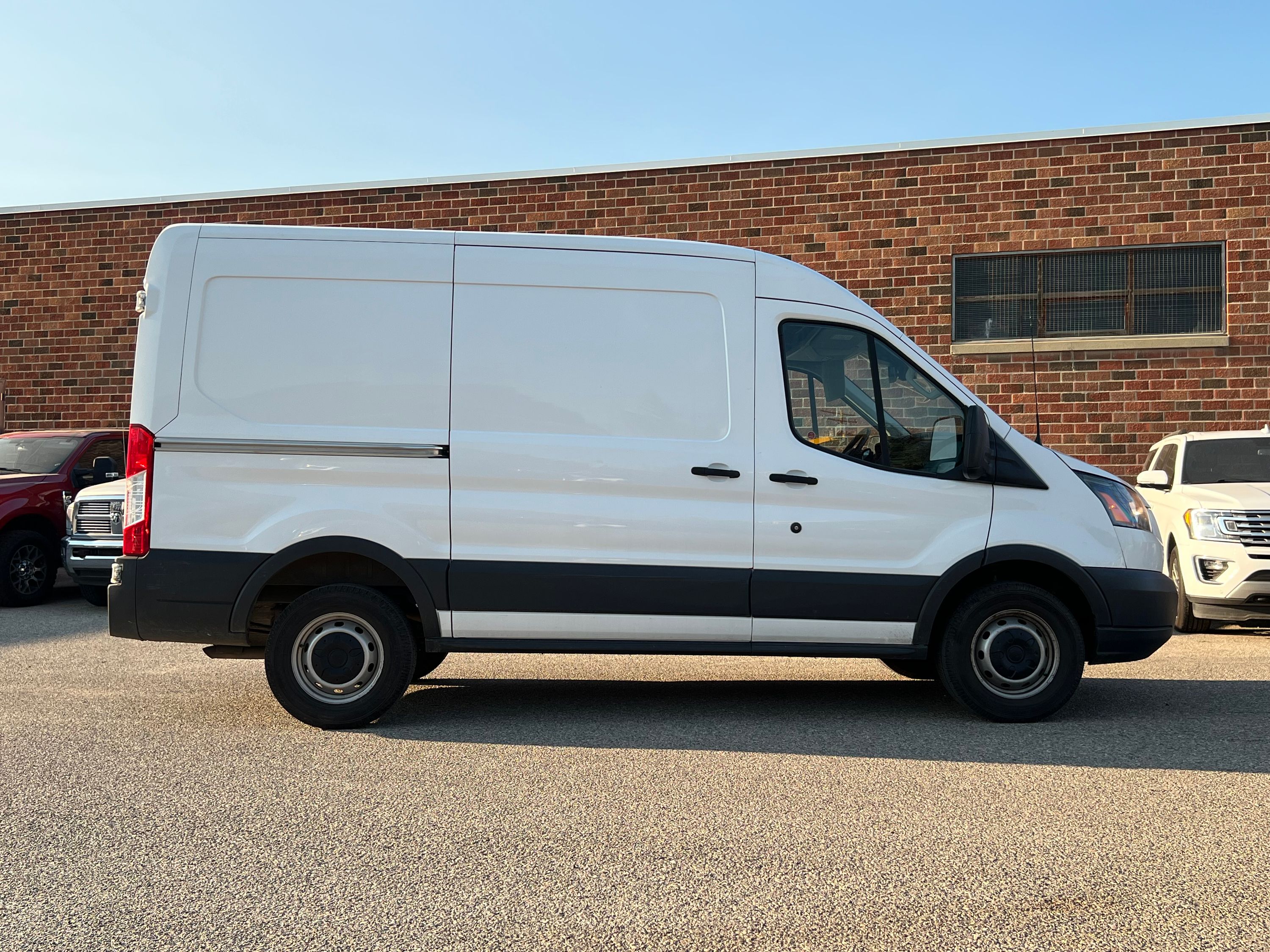 2017 Ford Transit Van Base - Image 8