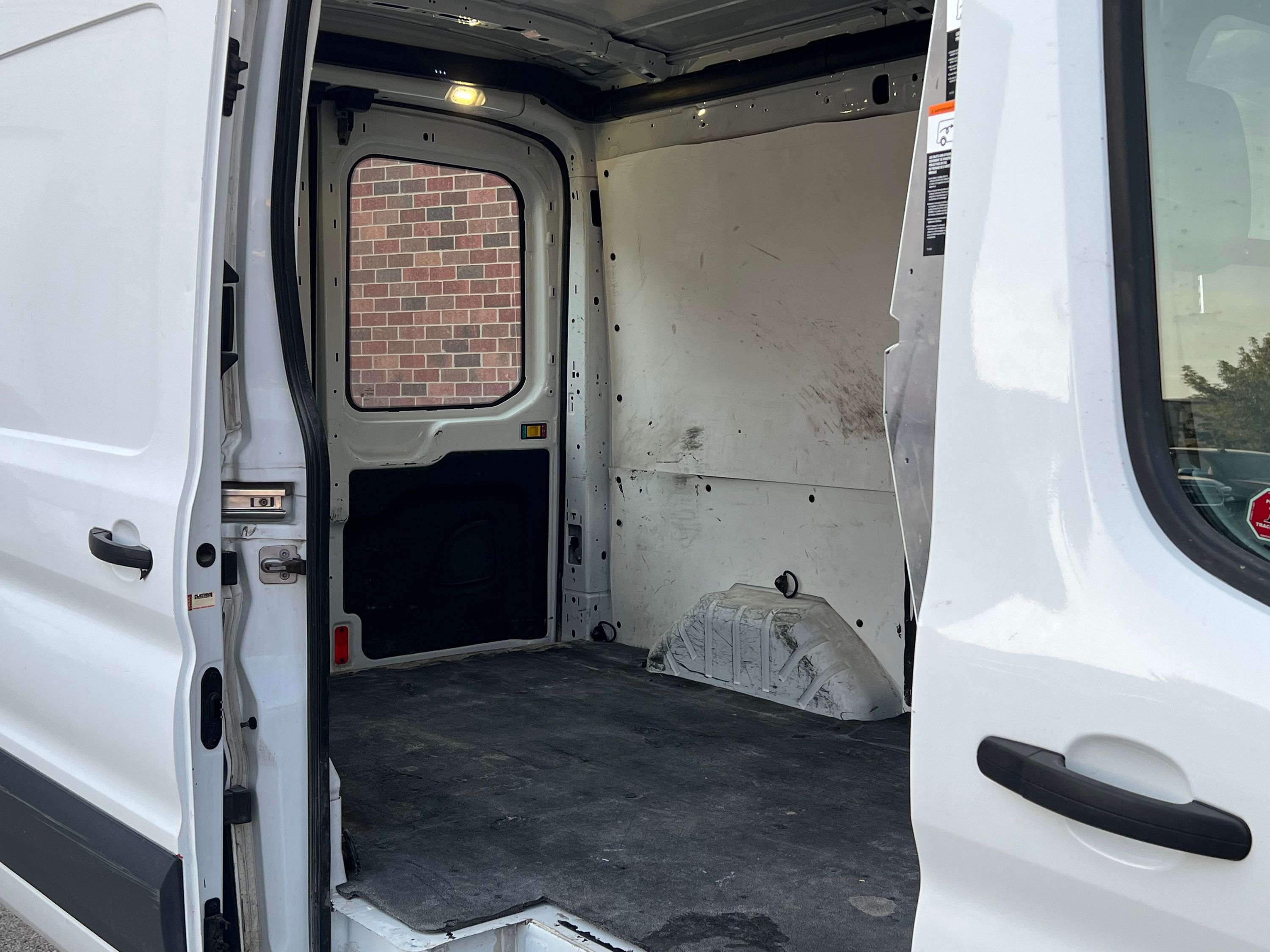2017 Ford Transit Van Base - Image 10