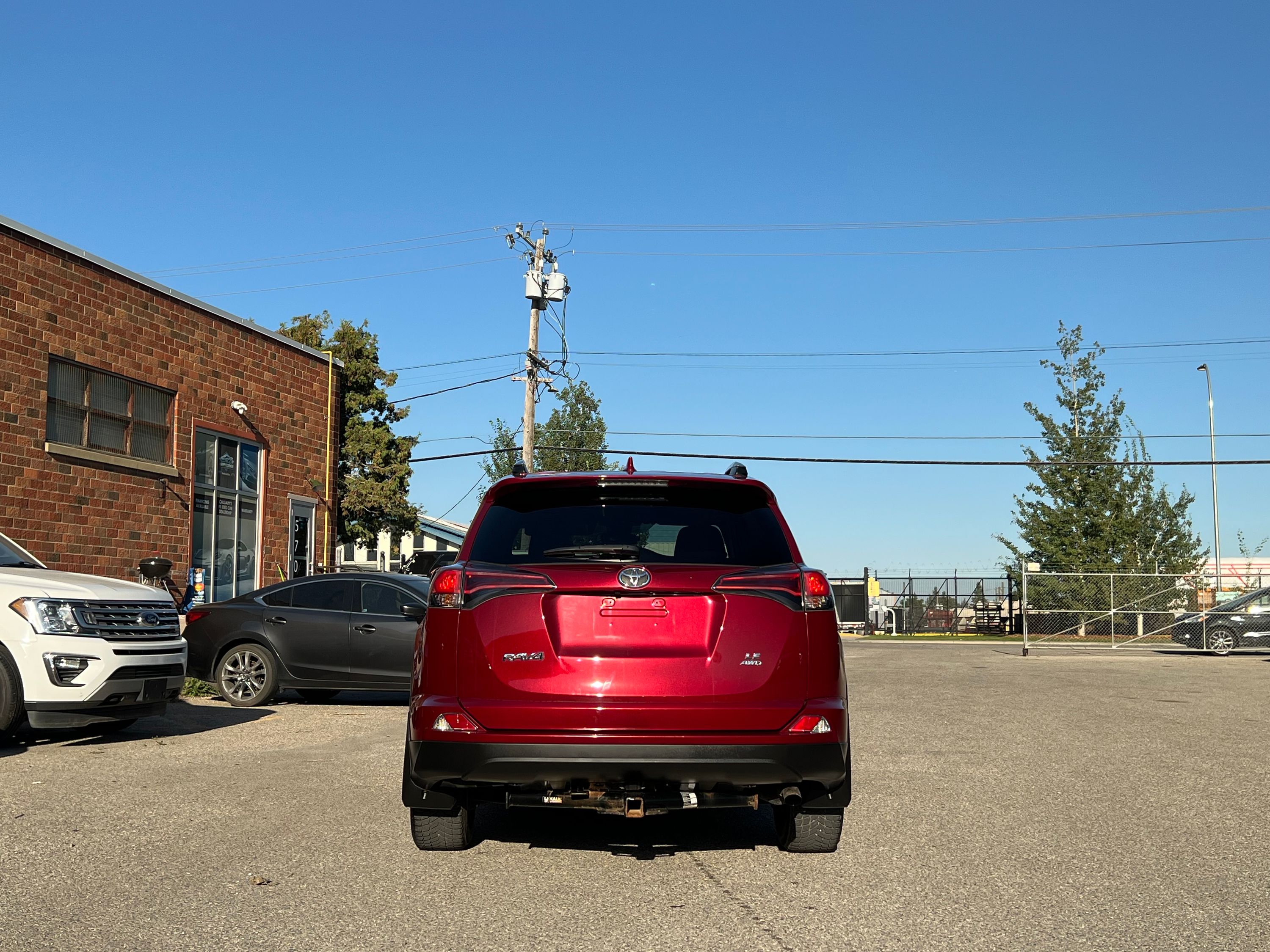 2018 Toyota RAV4 - Image 6