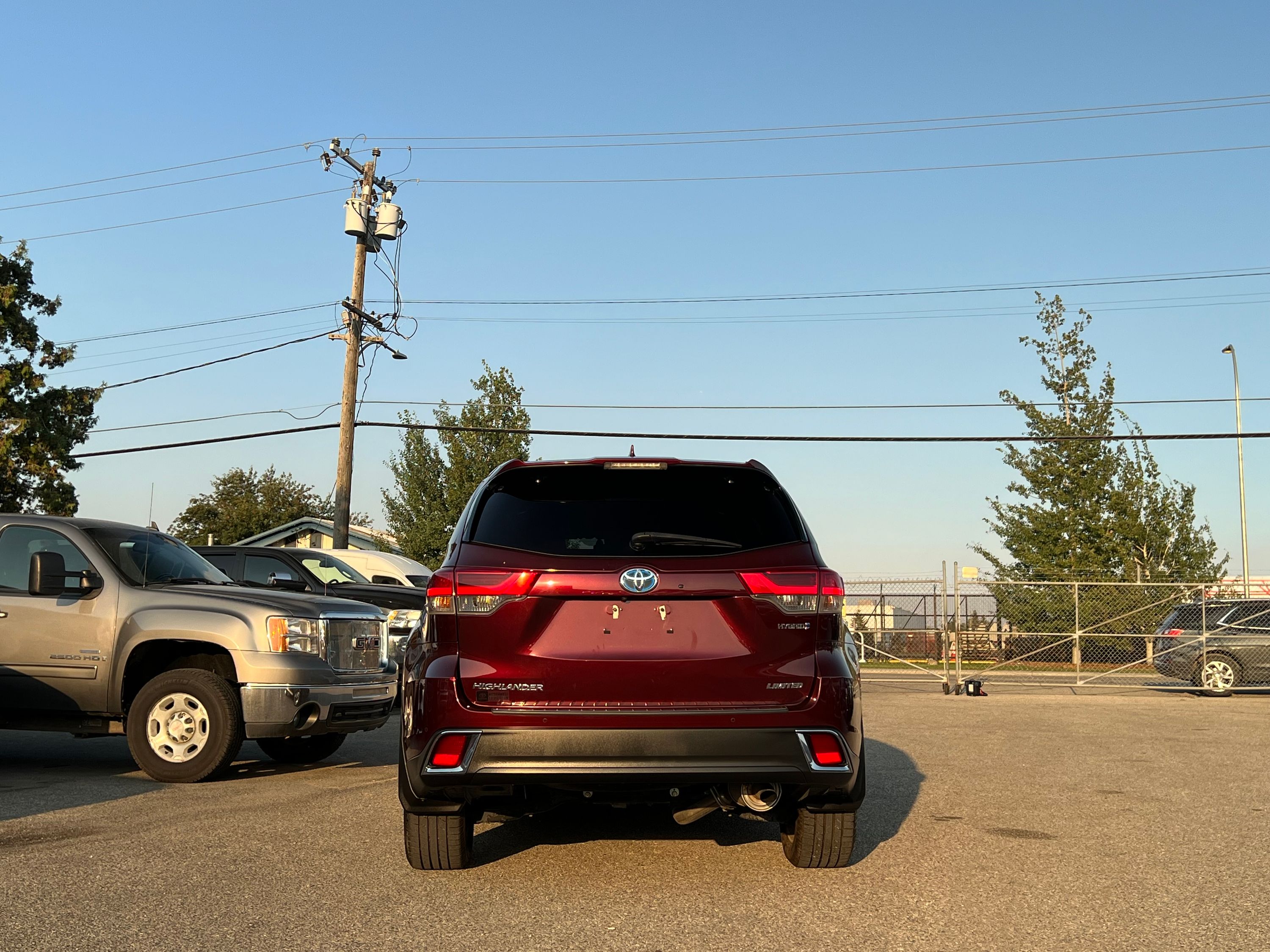 2019 Toyota Highlander Hybrid Limited - Image 6