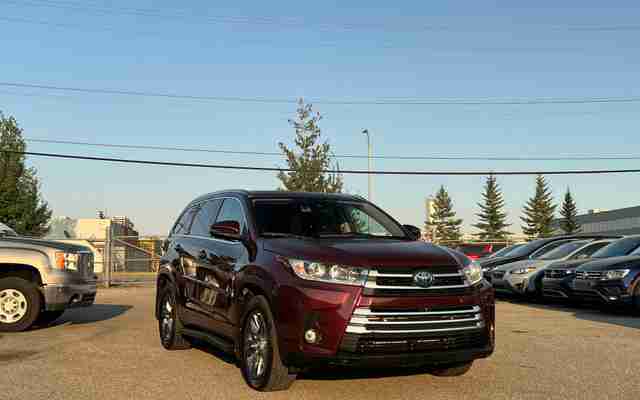 2019 Toyota Highlander Hybrid Limited - Request more images