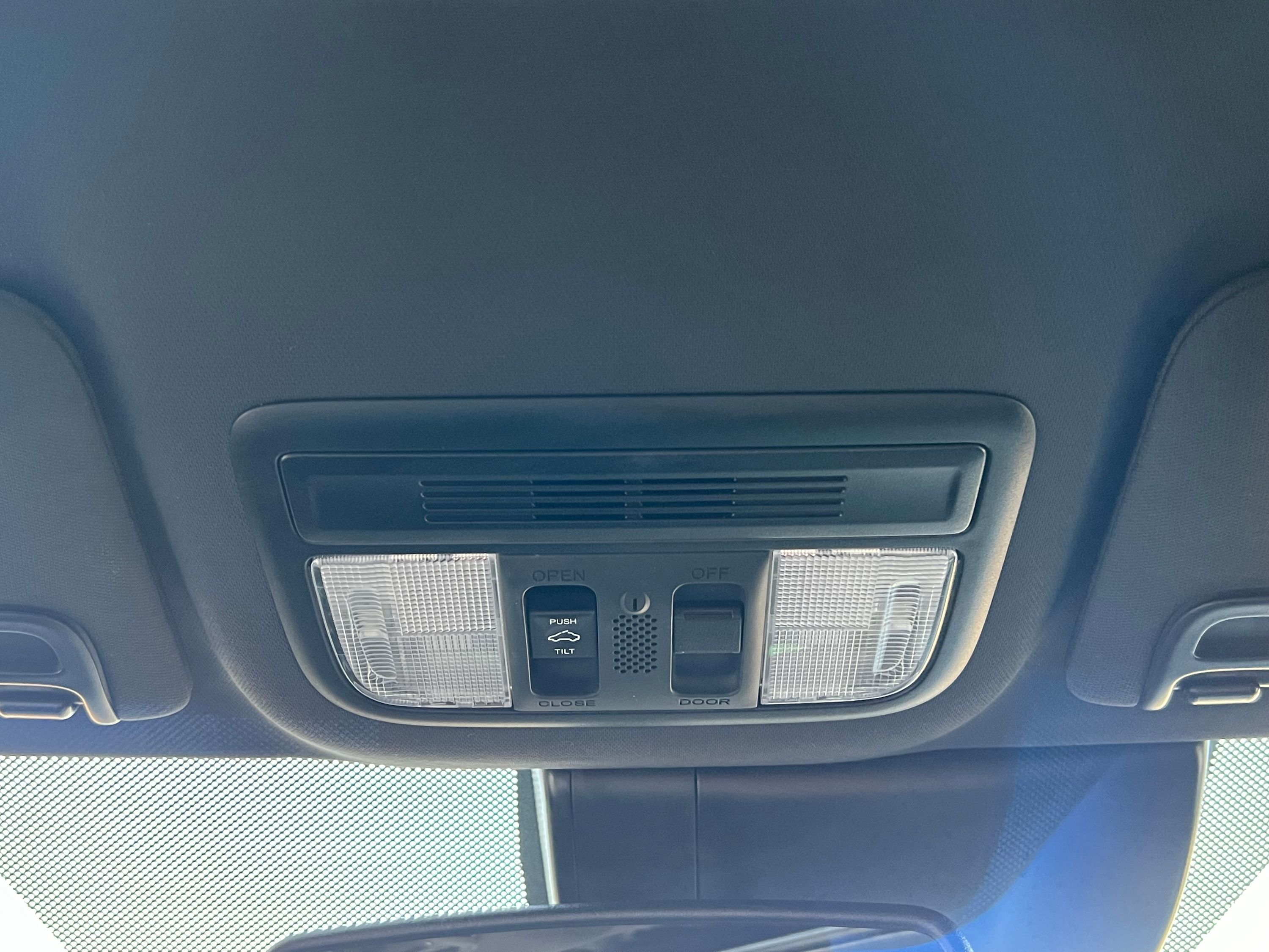 2018 Honda Civic Hatchback - Image 20