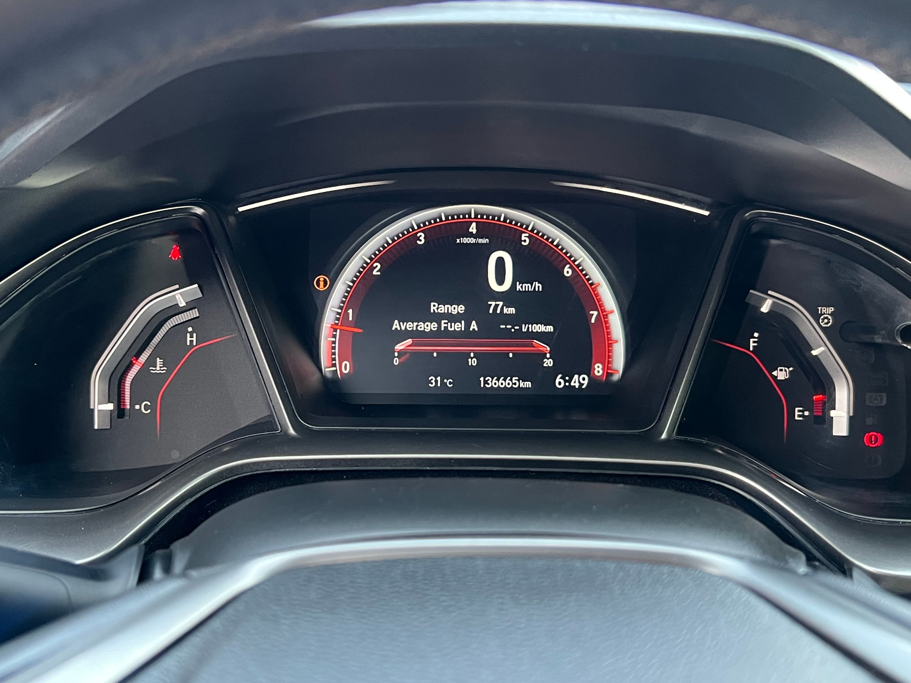 2018 Honda Civic Hatchback - Image 16