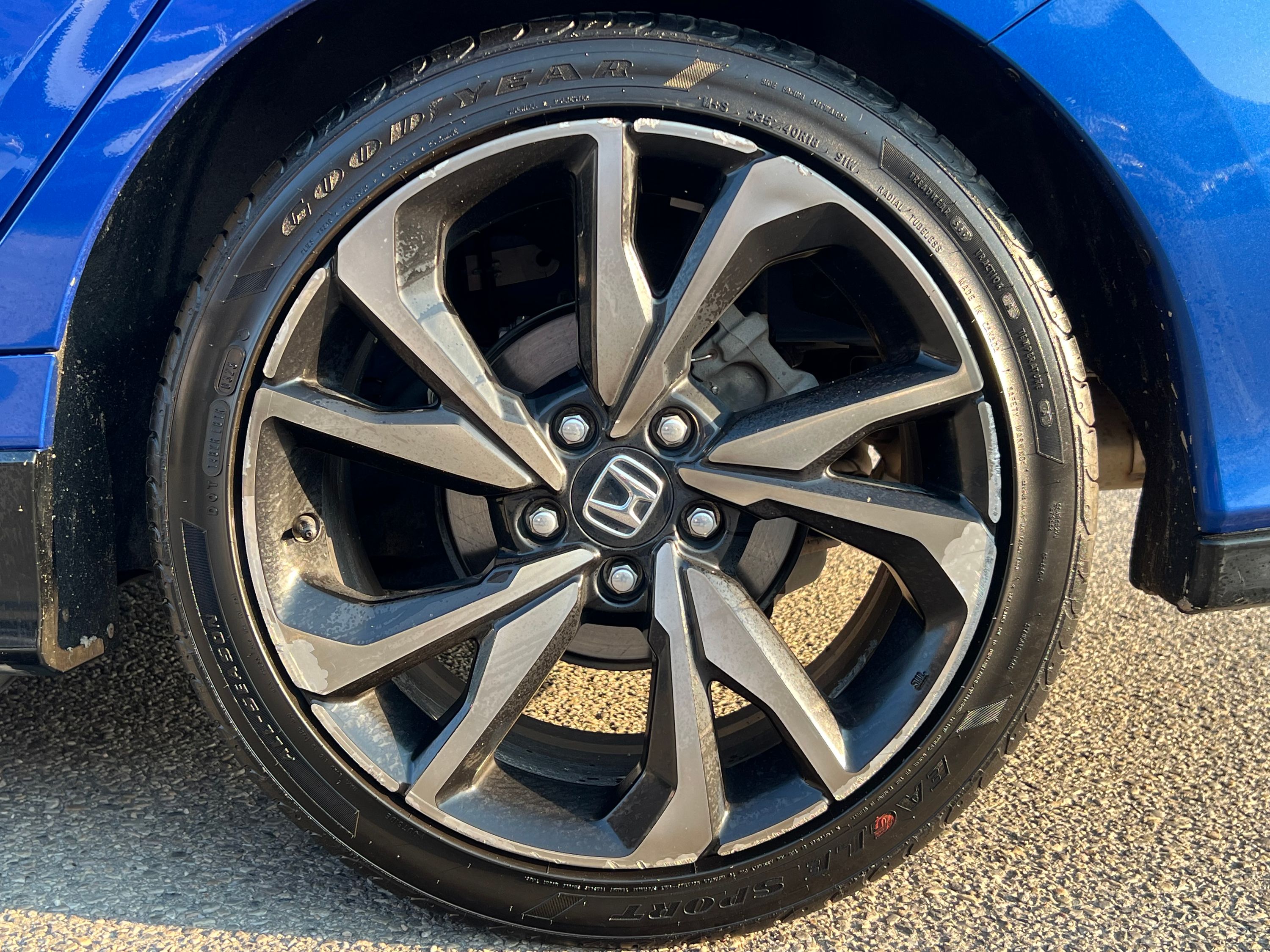 2018 Honda Civic Hatchback - Image 10