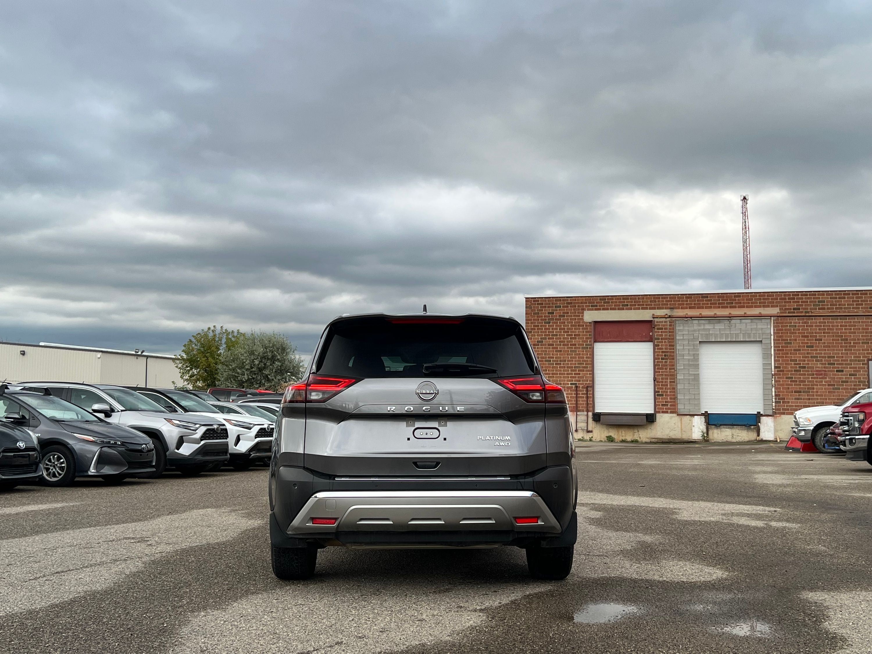 2023 Nissan Rogue Platinum - Image 6