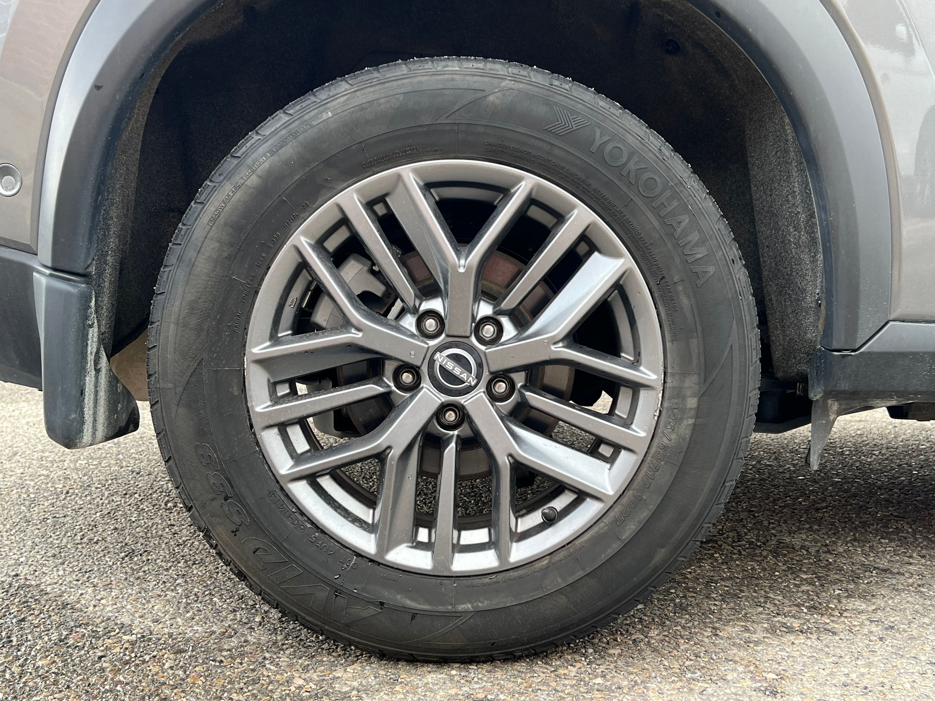 2023 Nissan Rogue Platinum - Image 9
