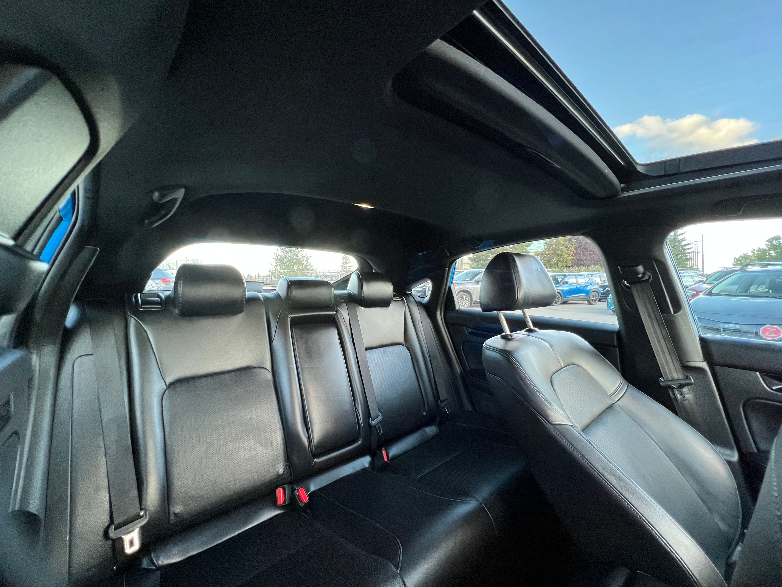 2023 Honda Civic Hatchback - Image 14