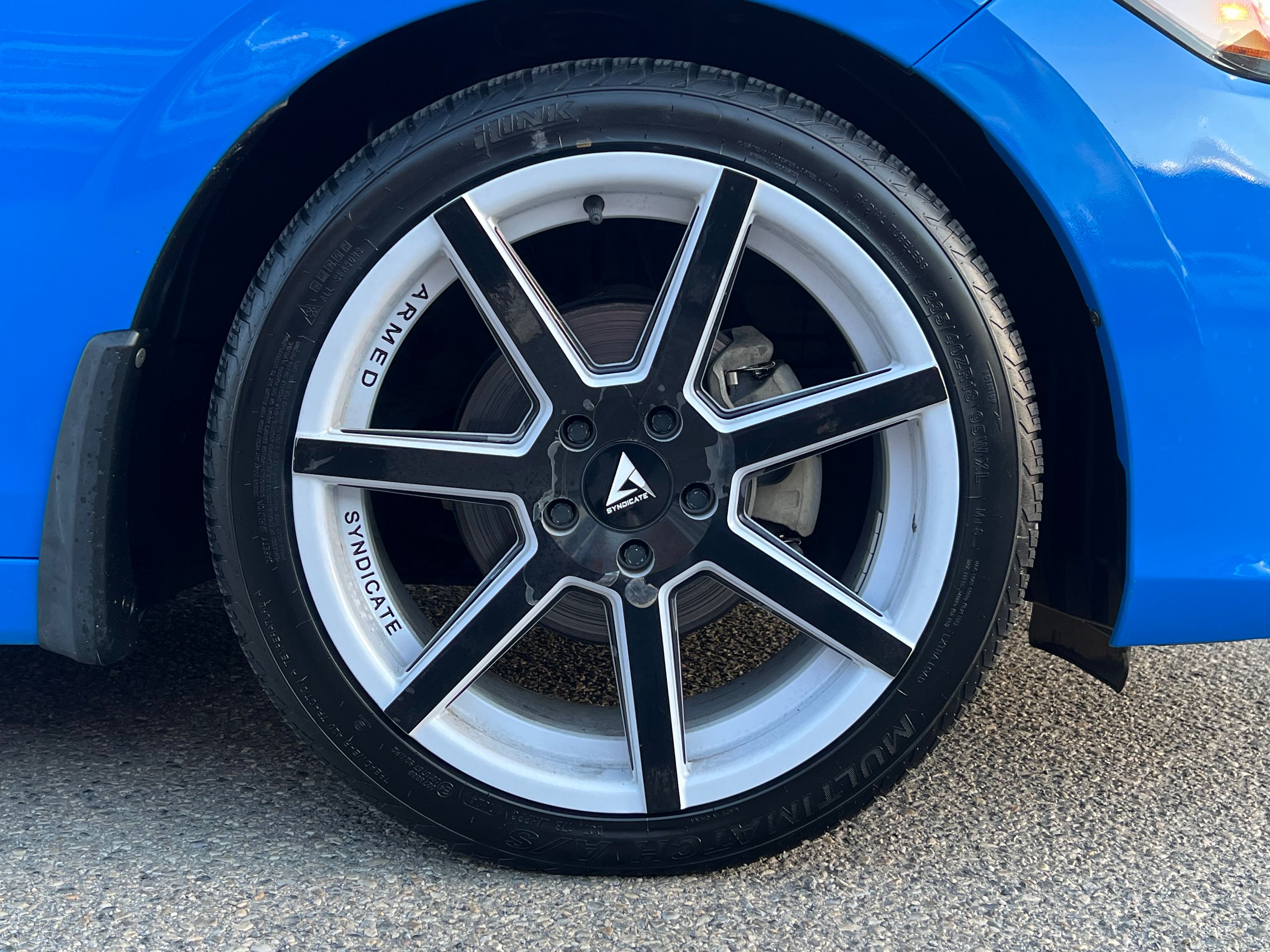 2023 Honda Civic Hatchback - Image 9