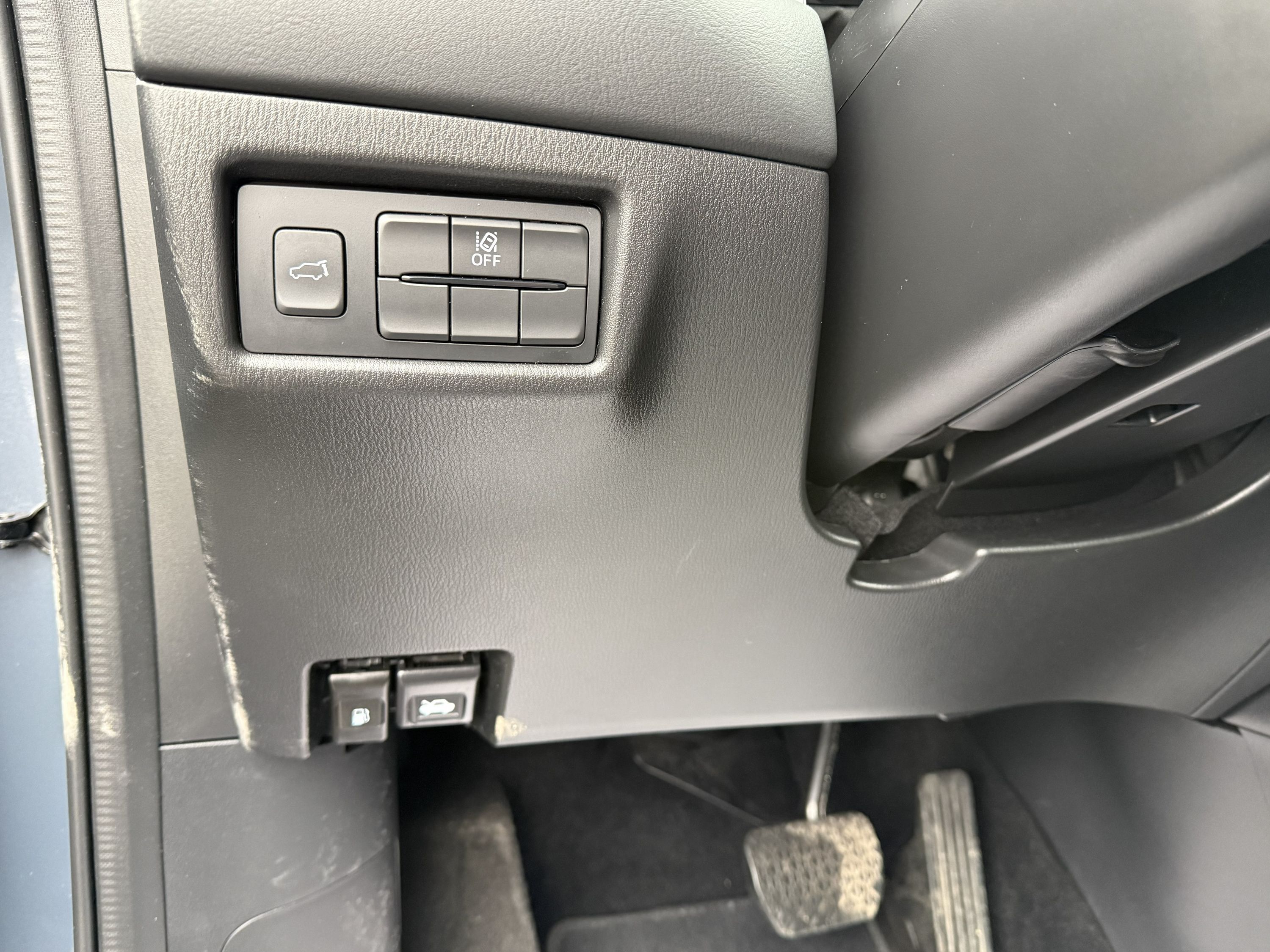 2025 Mazda CX-5 - Image 17