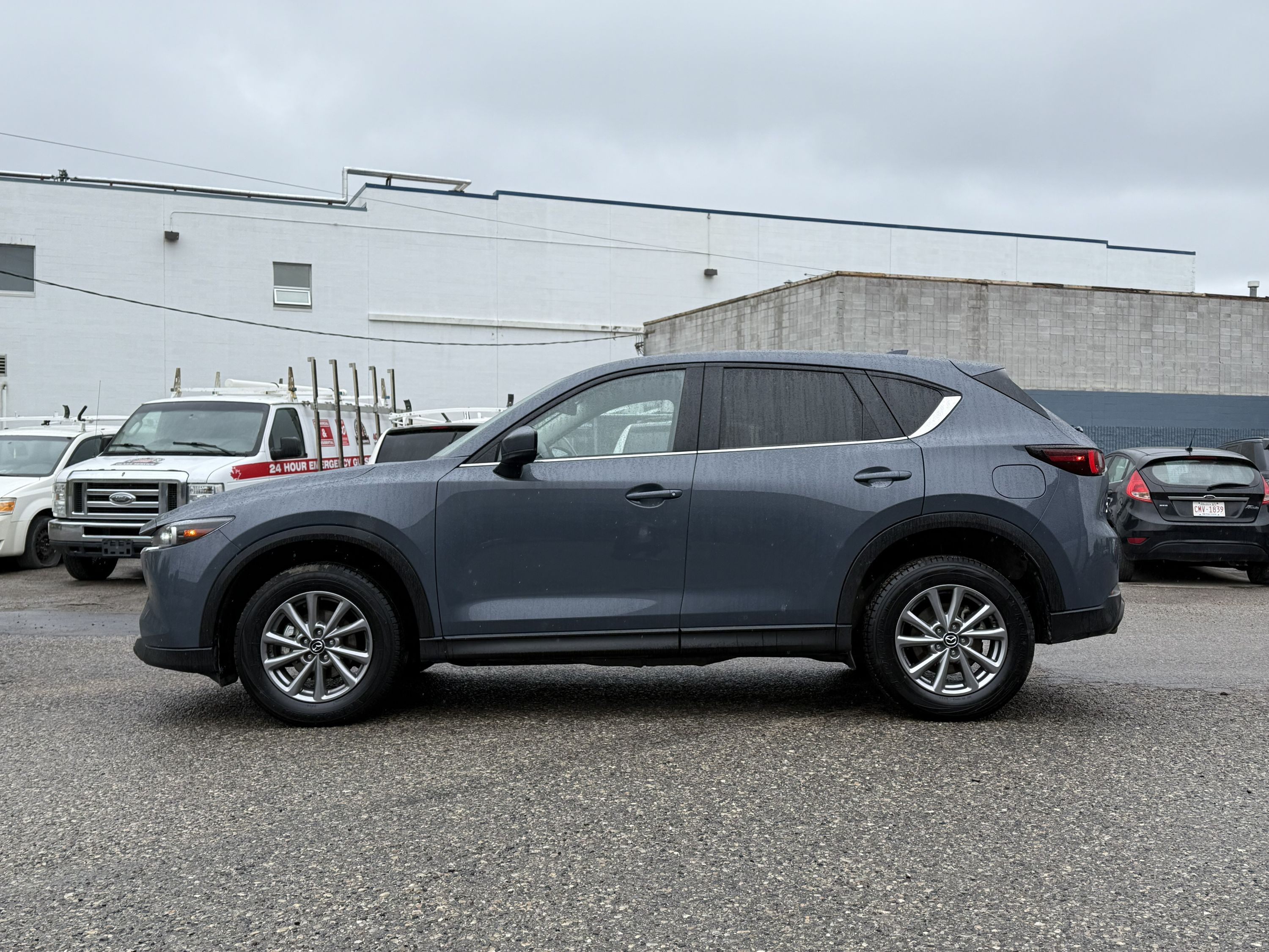 2025 Mazda CX-5 - Image 4