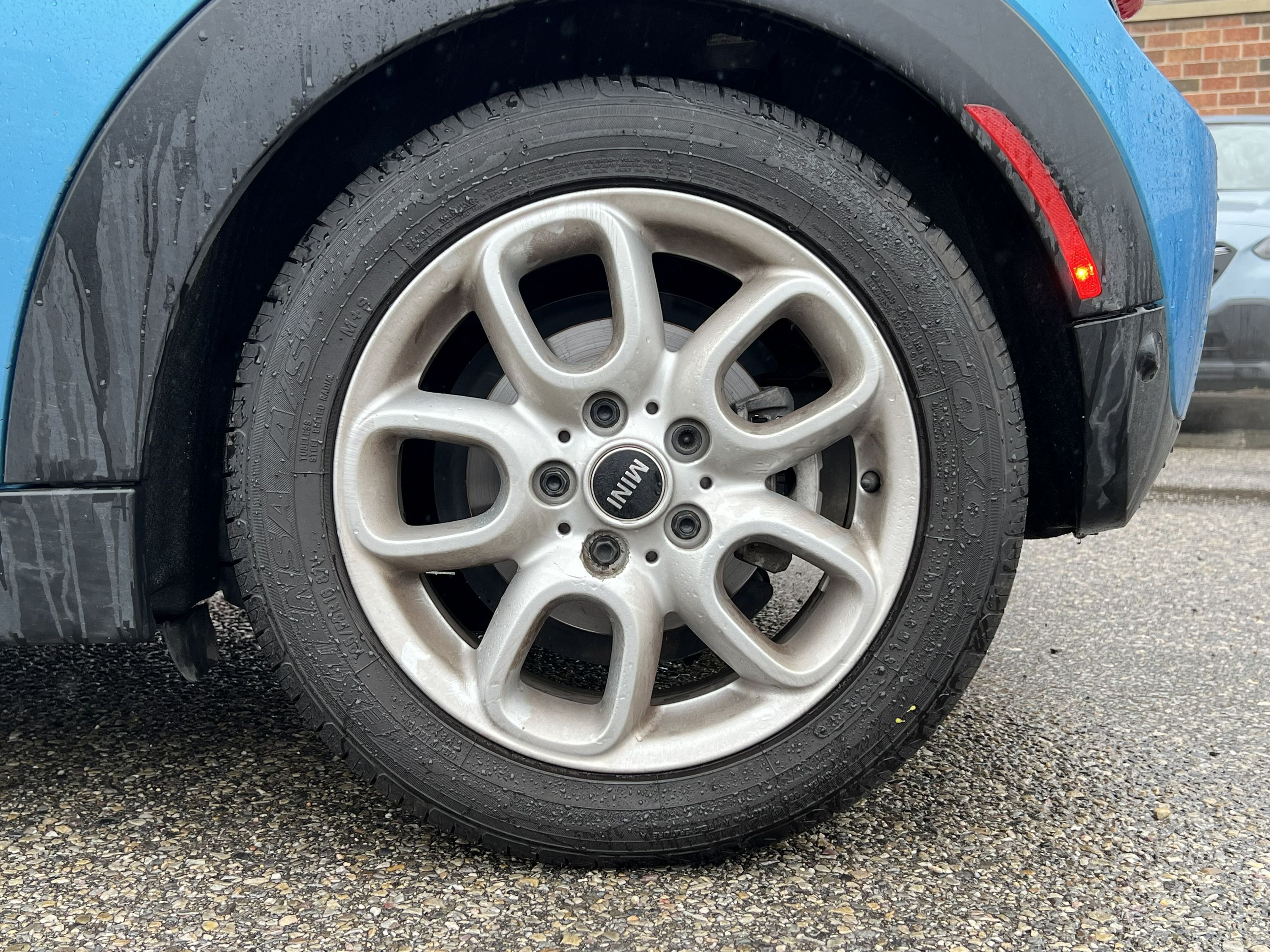 2018 MINI Cooper - Image 9