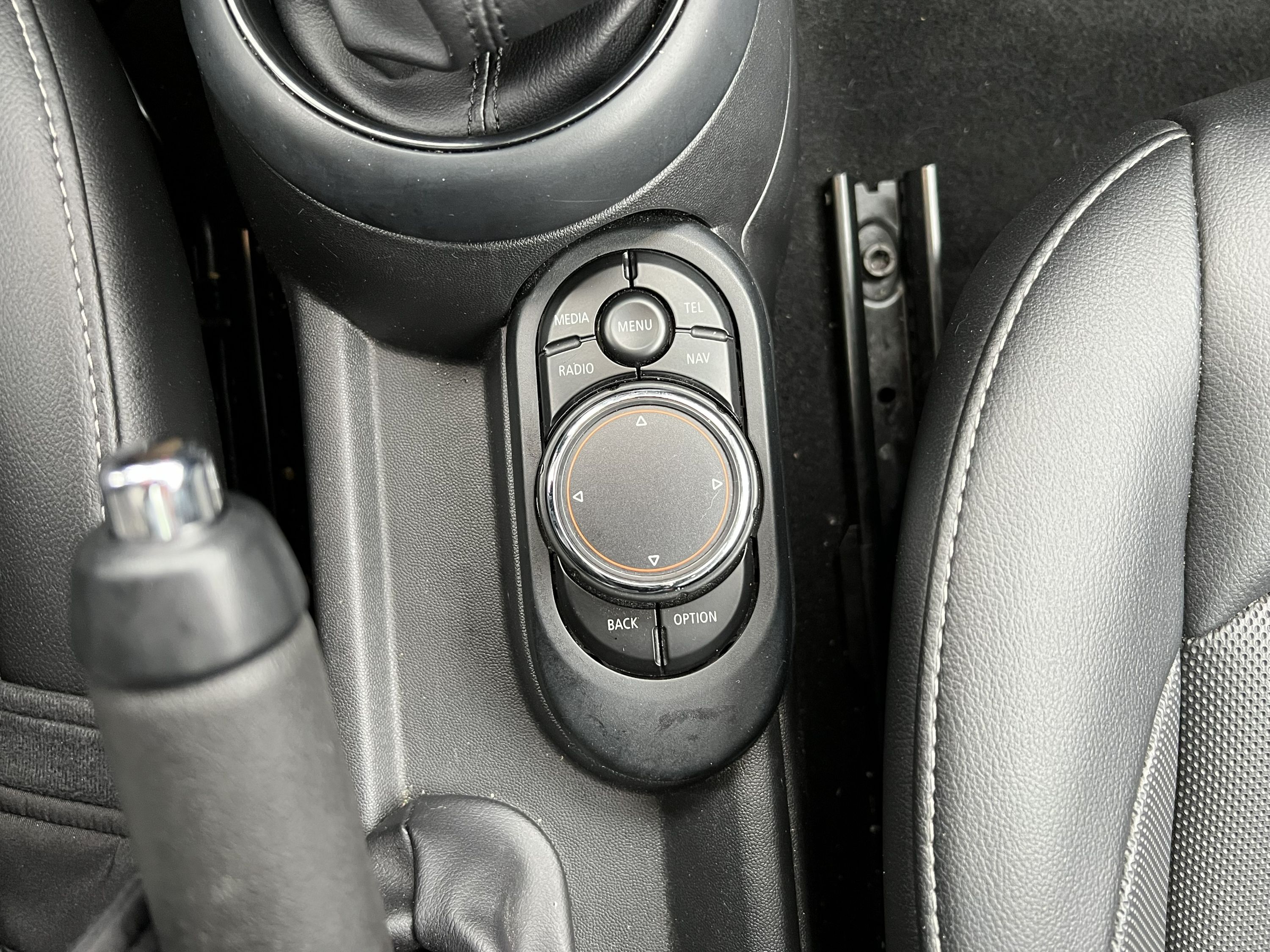 2018 MINI Cooper - Image 20
