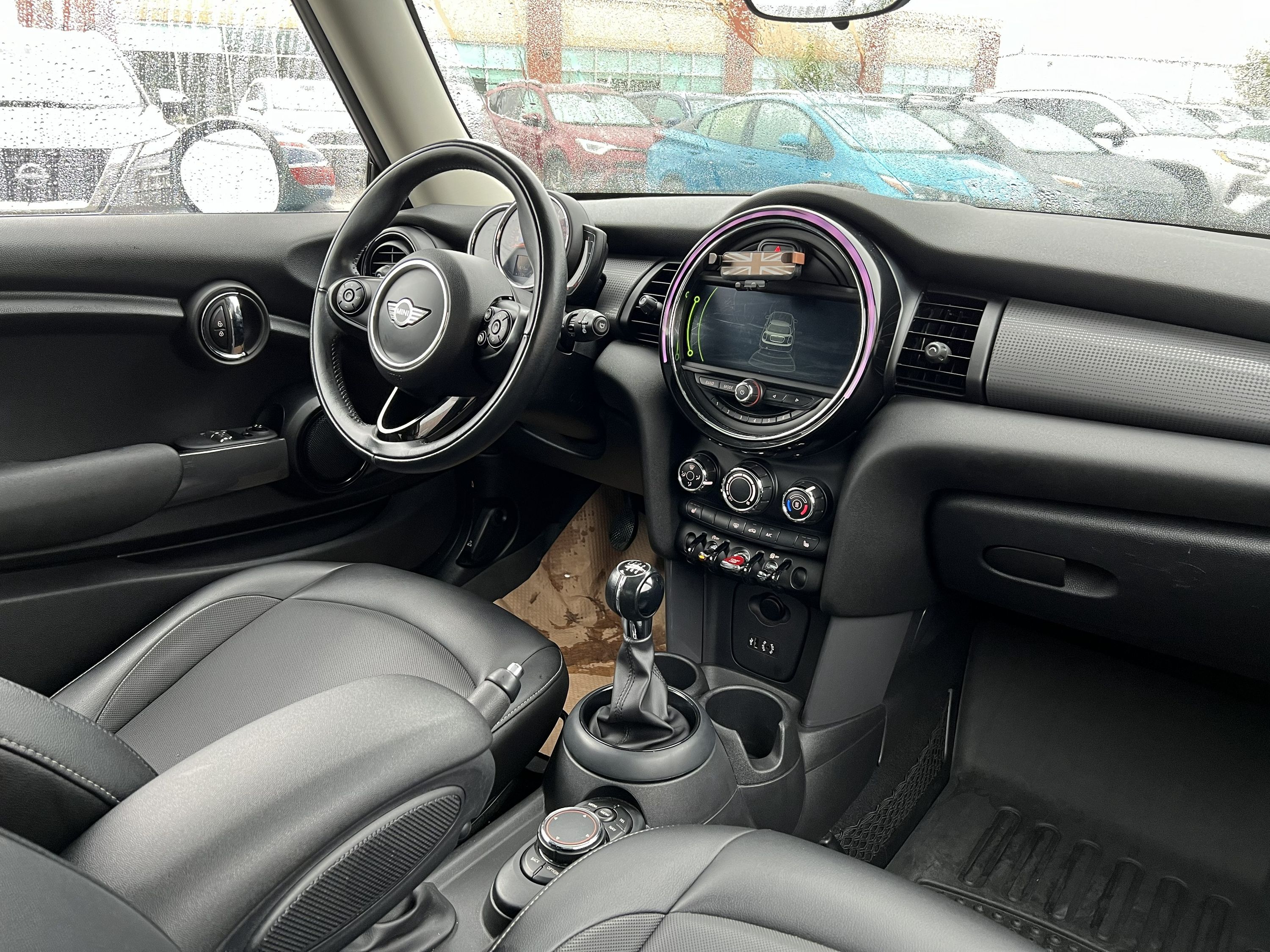 2018 MINI Cooper - Image 12