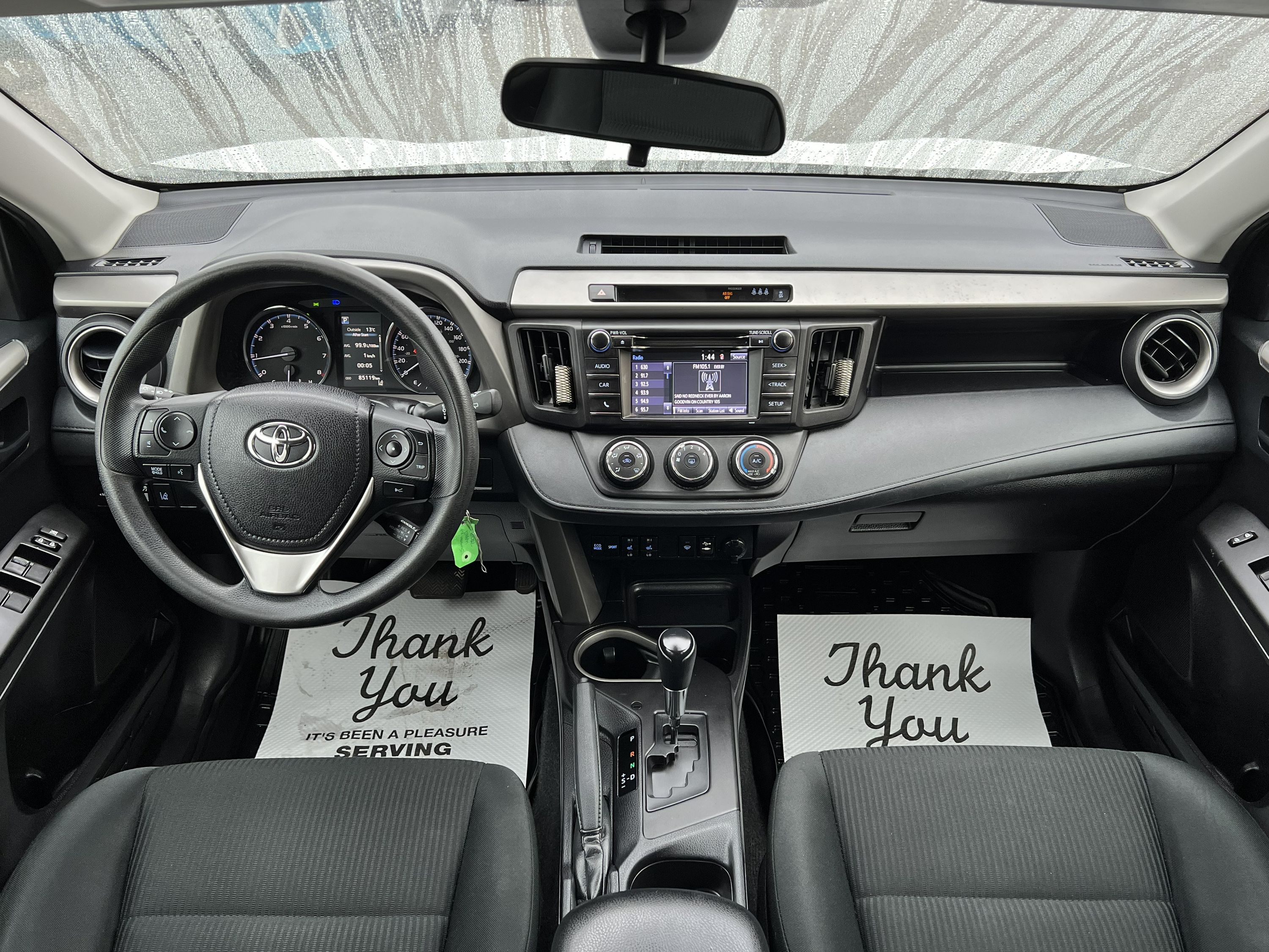 2018 Toyota RAV4 - Image 12