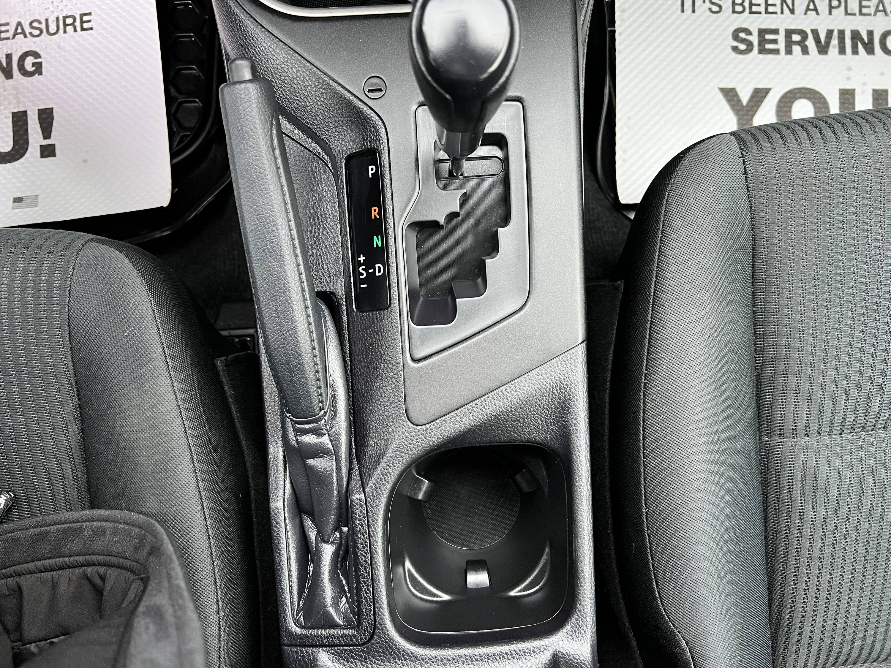 2018 Toyota RAV4 - Image 20