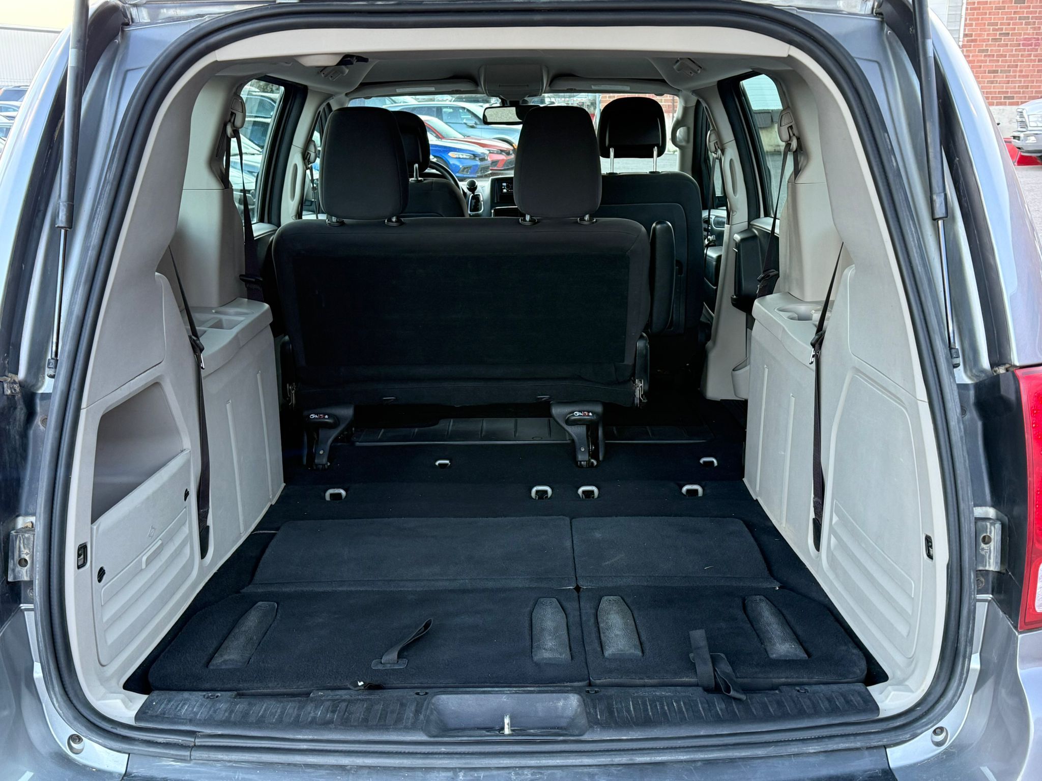 2019 Dodge Grand Caravan - Image 10