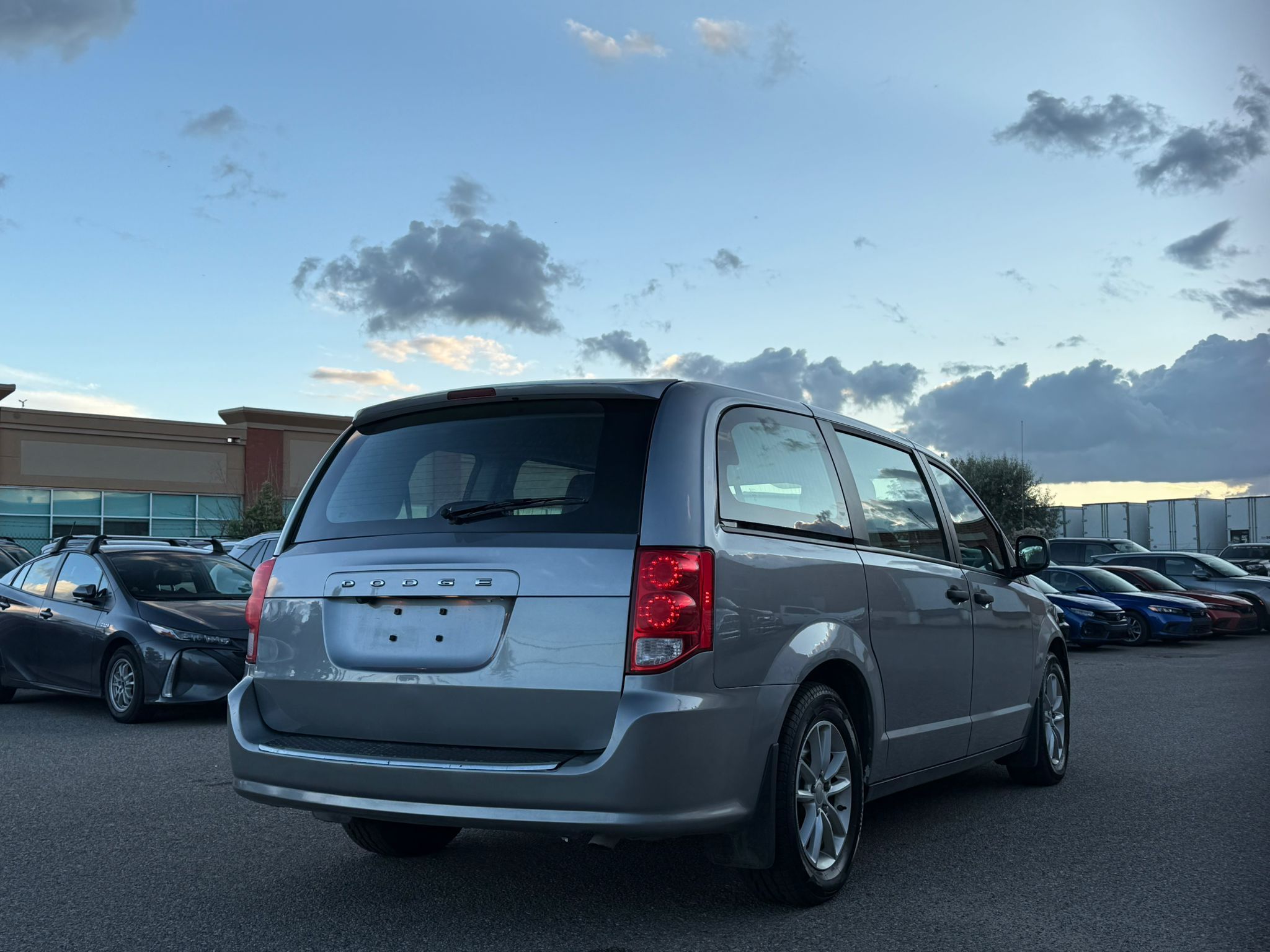 2019 Dodge Grand Caravan - Image 7