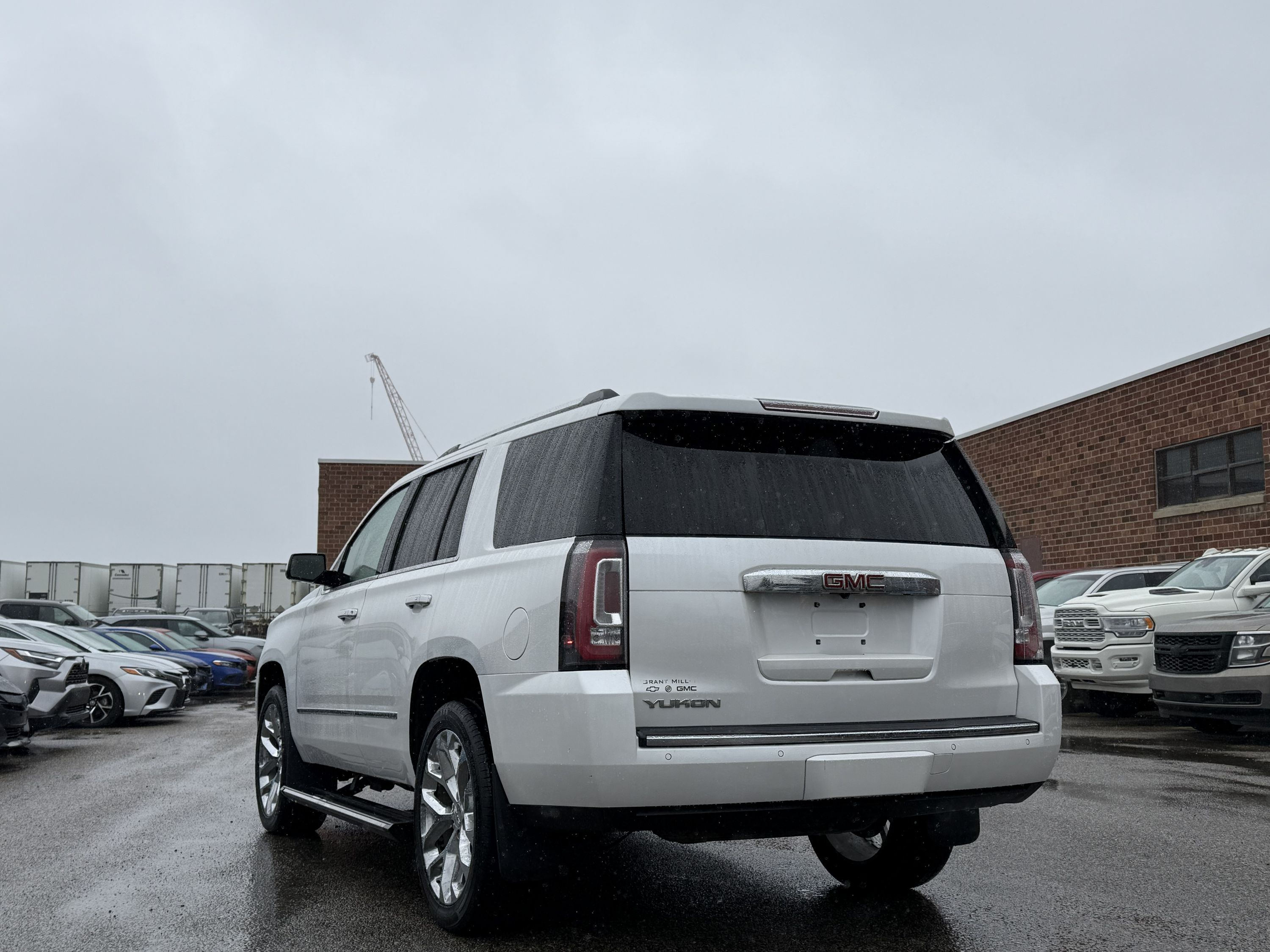 2018 GMC Yukon - Image 5