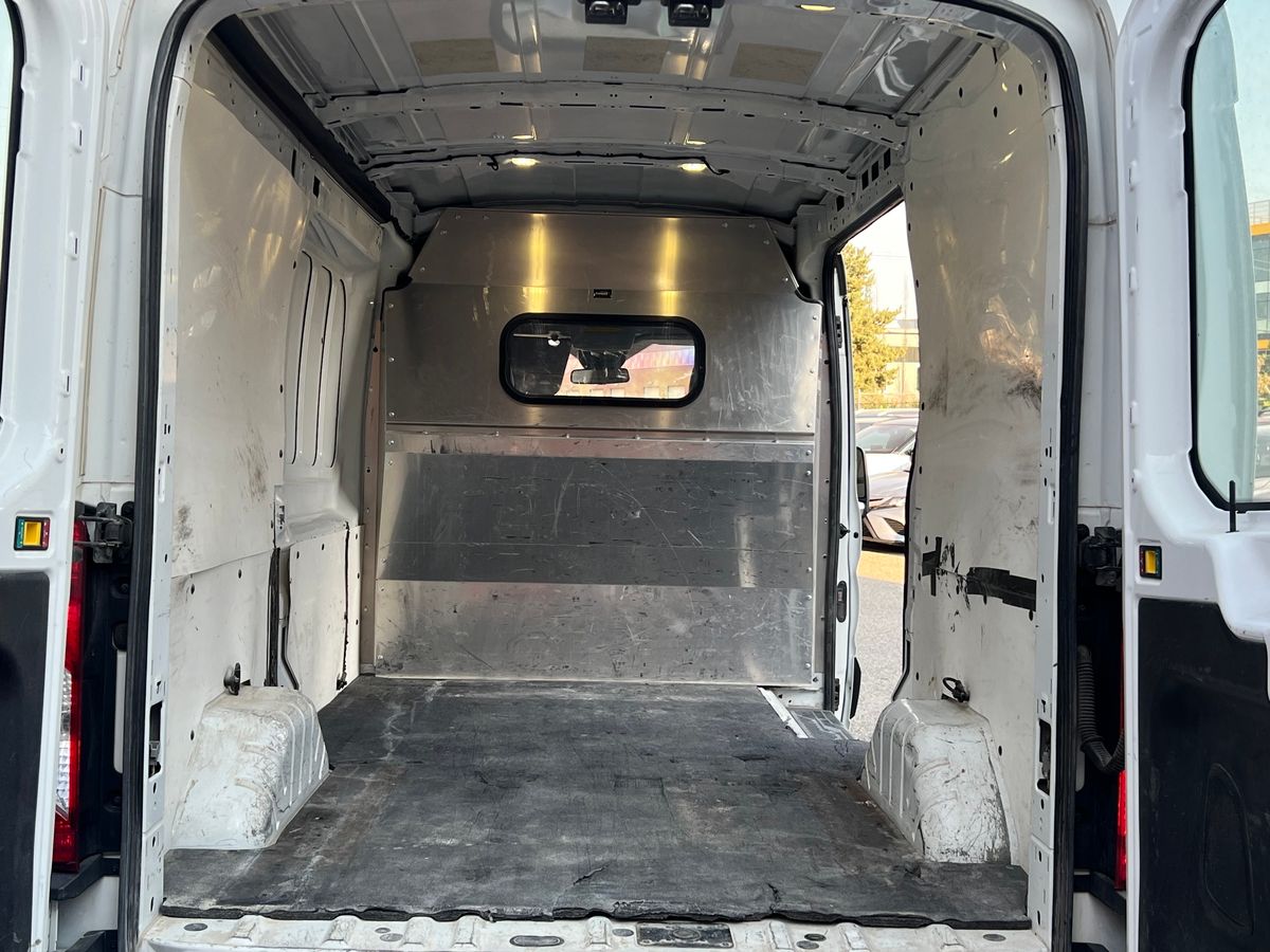 2017 Ford Transit Van Base - Image 14