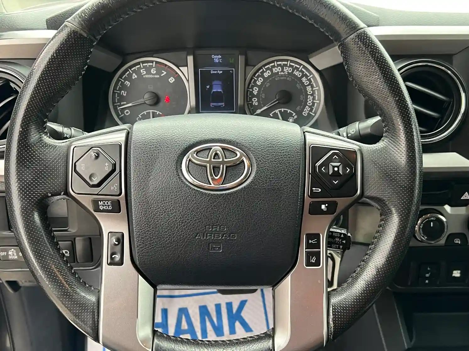 2018 Toyota Tacoma SR5 - Image 13