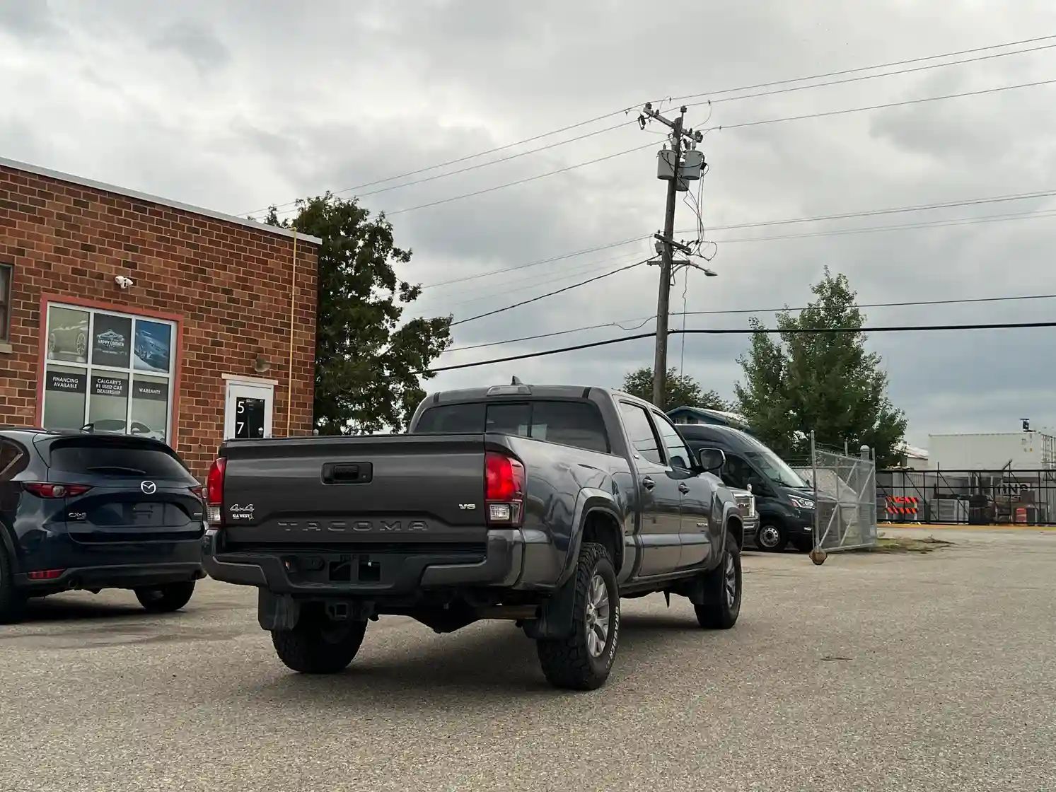 2018 Toyota Tacoma SR5 - Image 4
