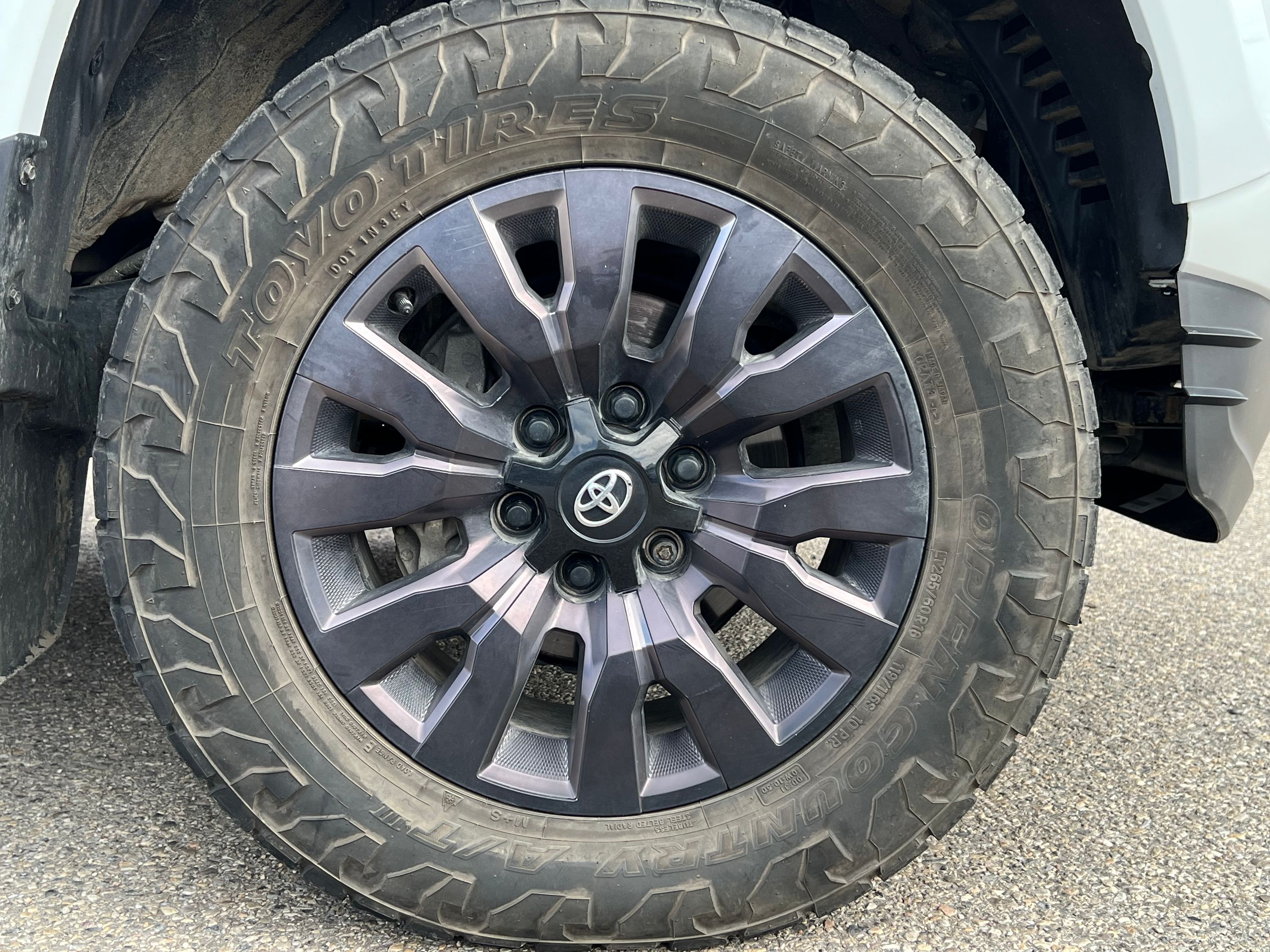 2021 Toyota Tacoma - Image 9