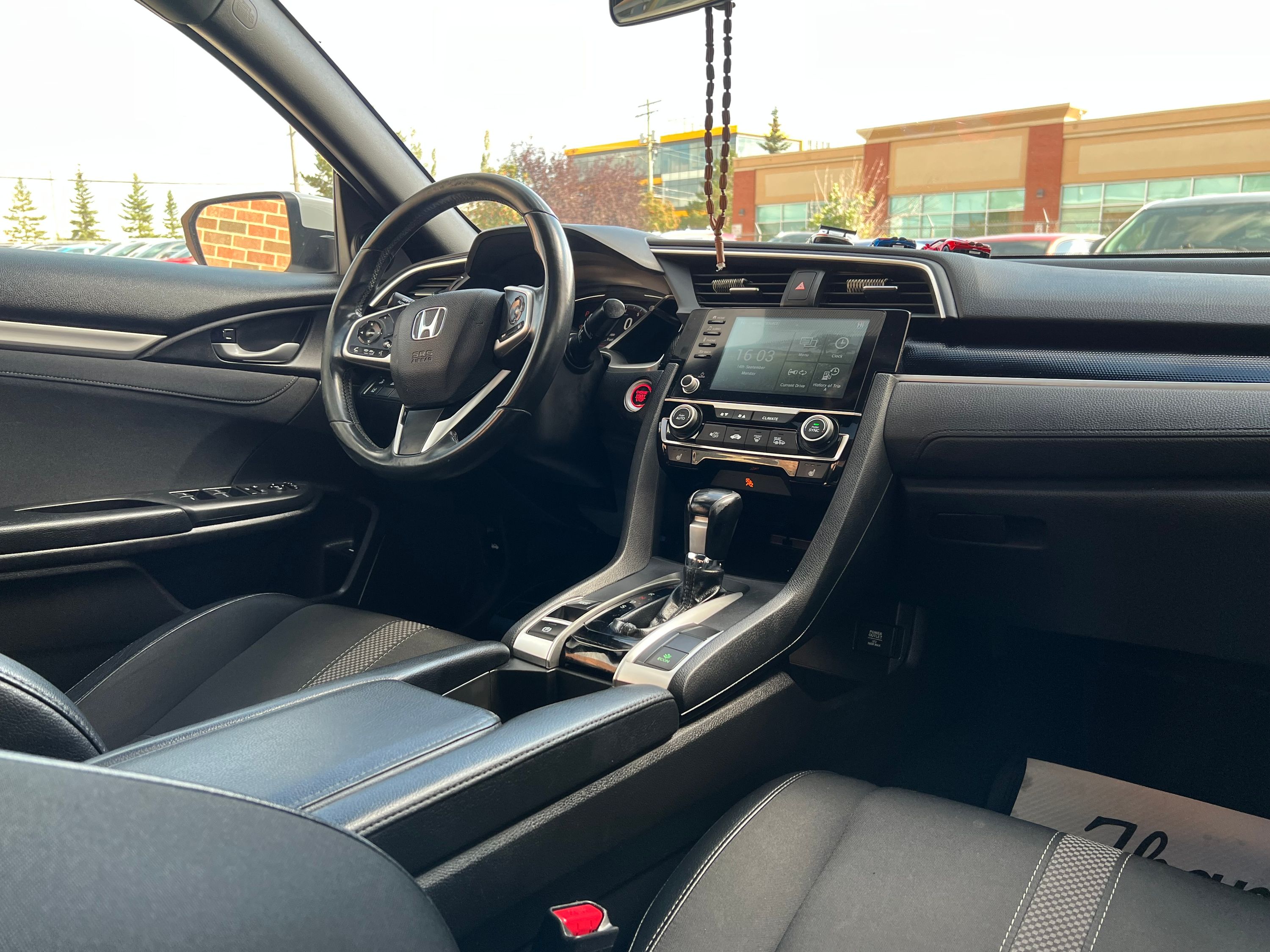 2020 Honda Civic Sedan - Image 13