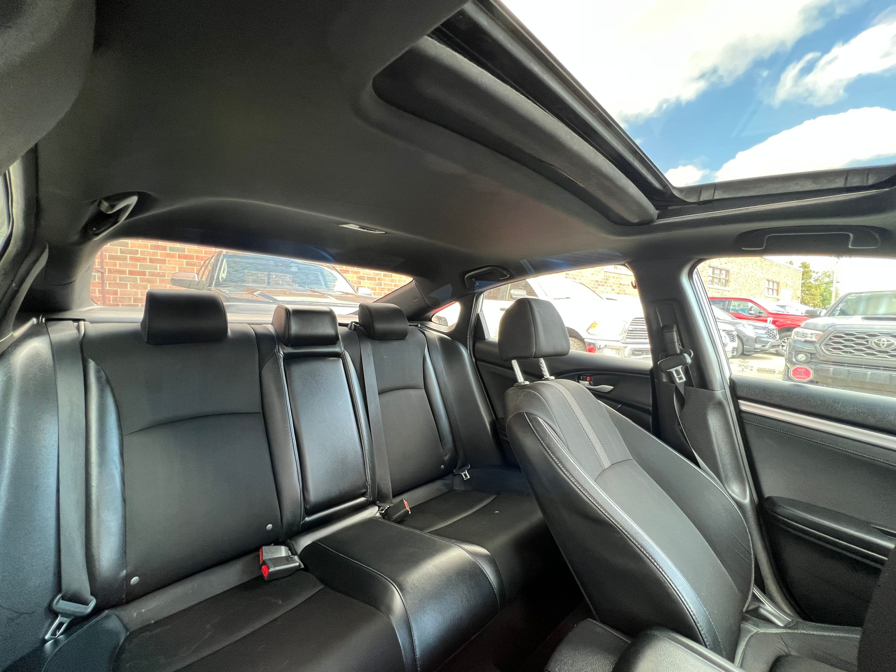 2020 Honda Civic Sedan - Image 14