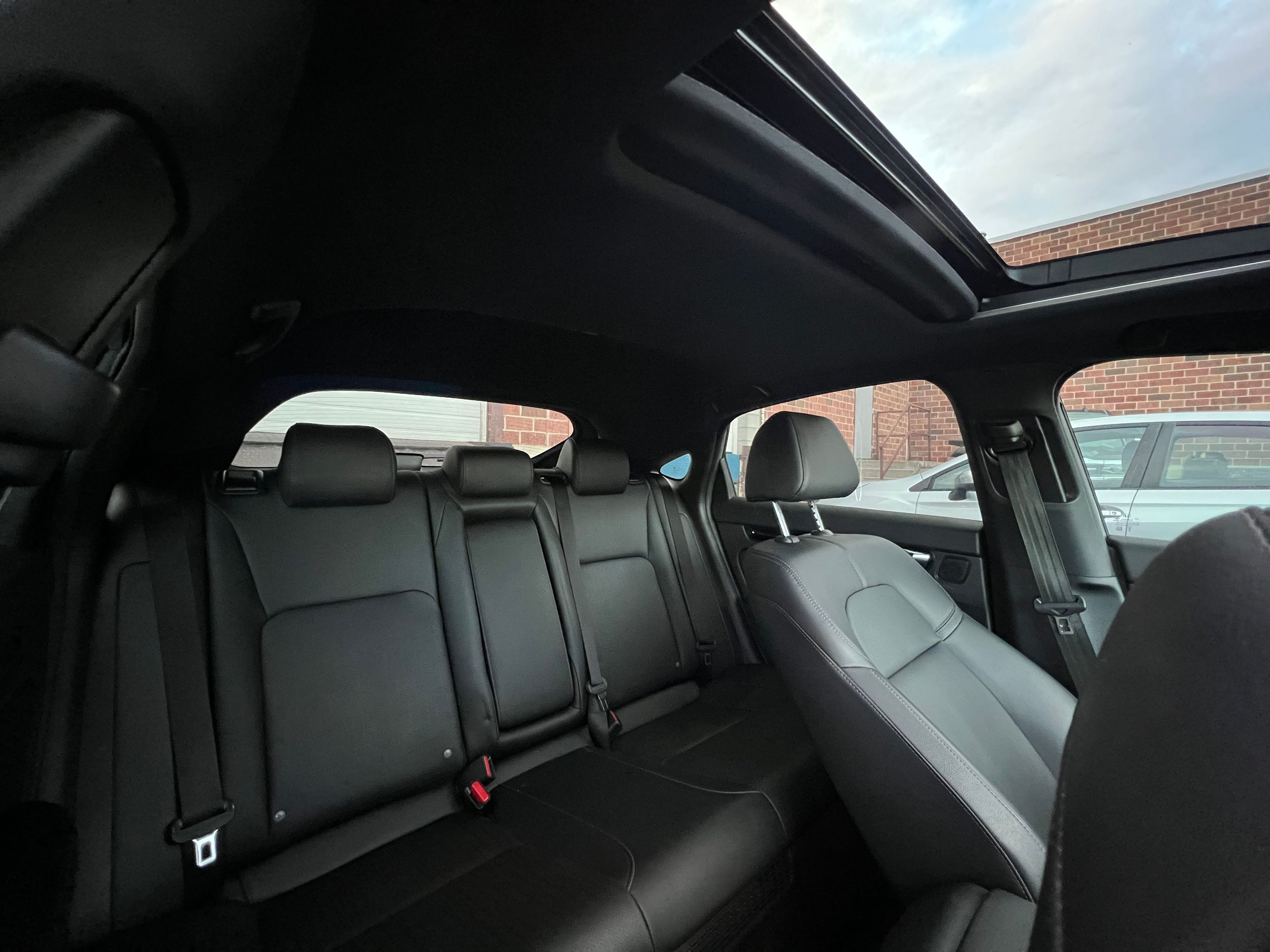 2025 Honda Civic Hatchback - Image 14
